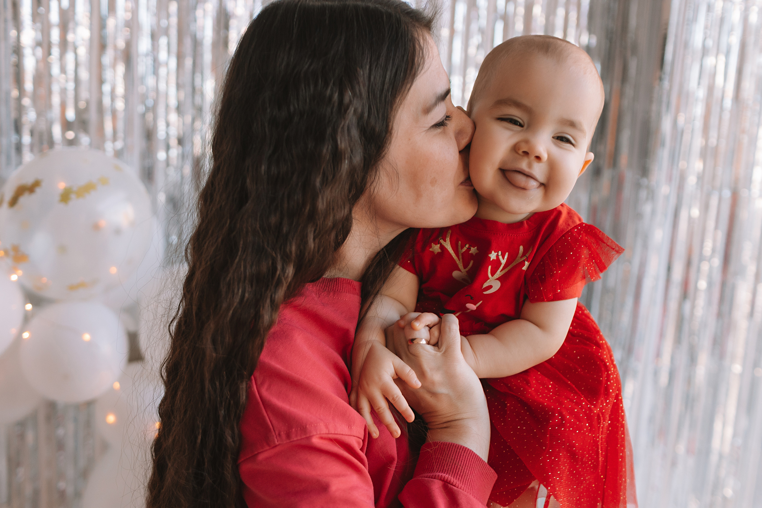 Годик в ВВ студио. Семейный фотограф Тюмень, фотограф на роды Салмина Мария