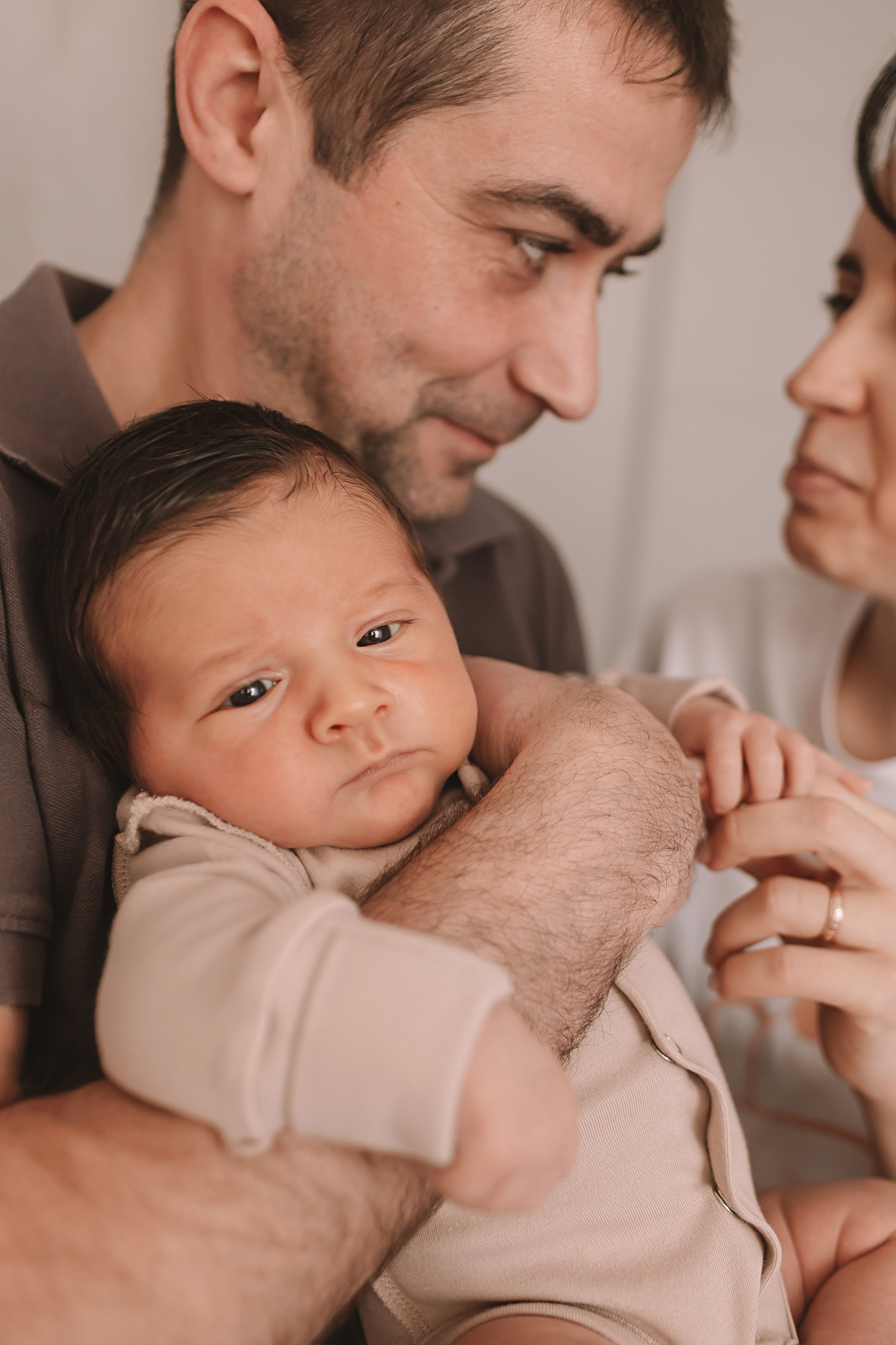 Максим. Семейный фотограф Тюмень, фотограф на роды Салмина Мария