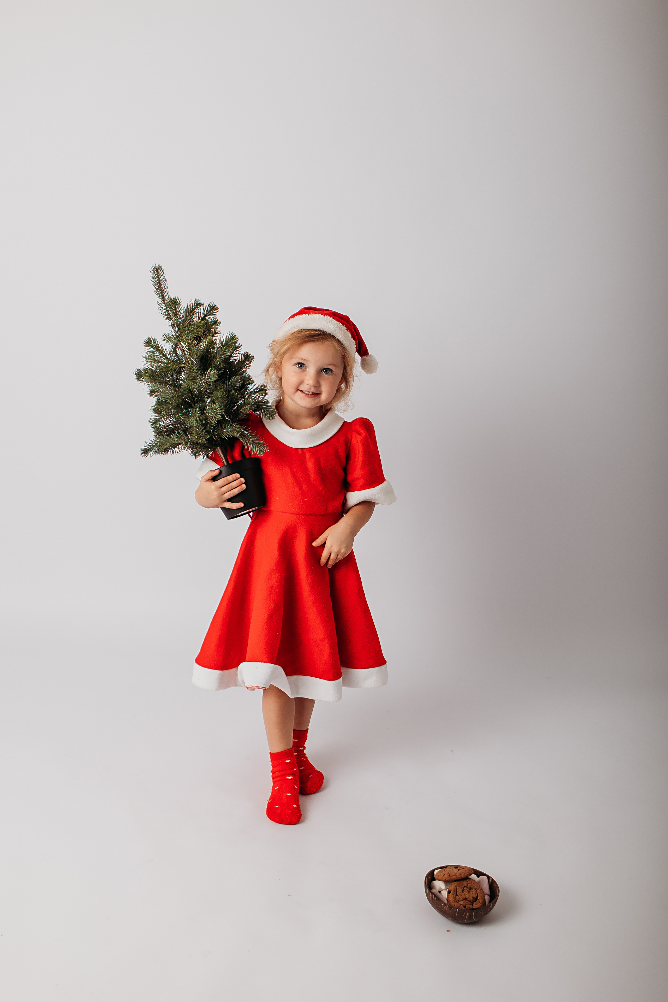 Минимализм 2022-2023. Семейный фотограф Тюмень, фотограф на роды Салмина Мария