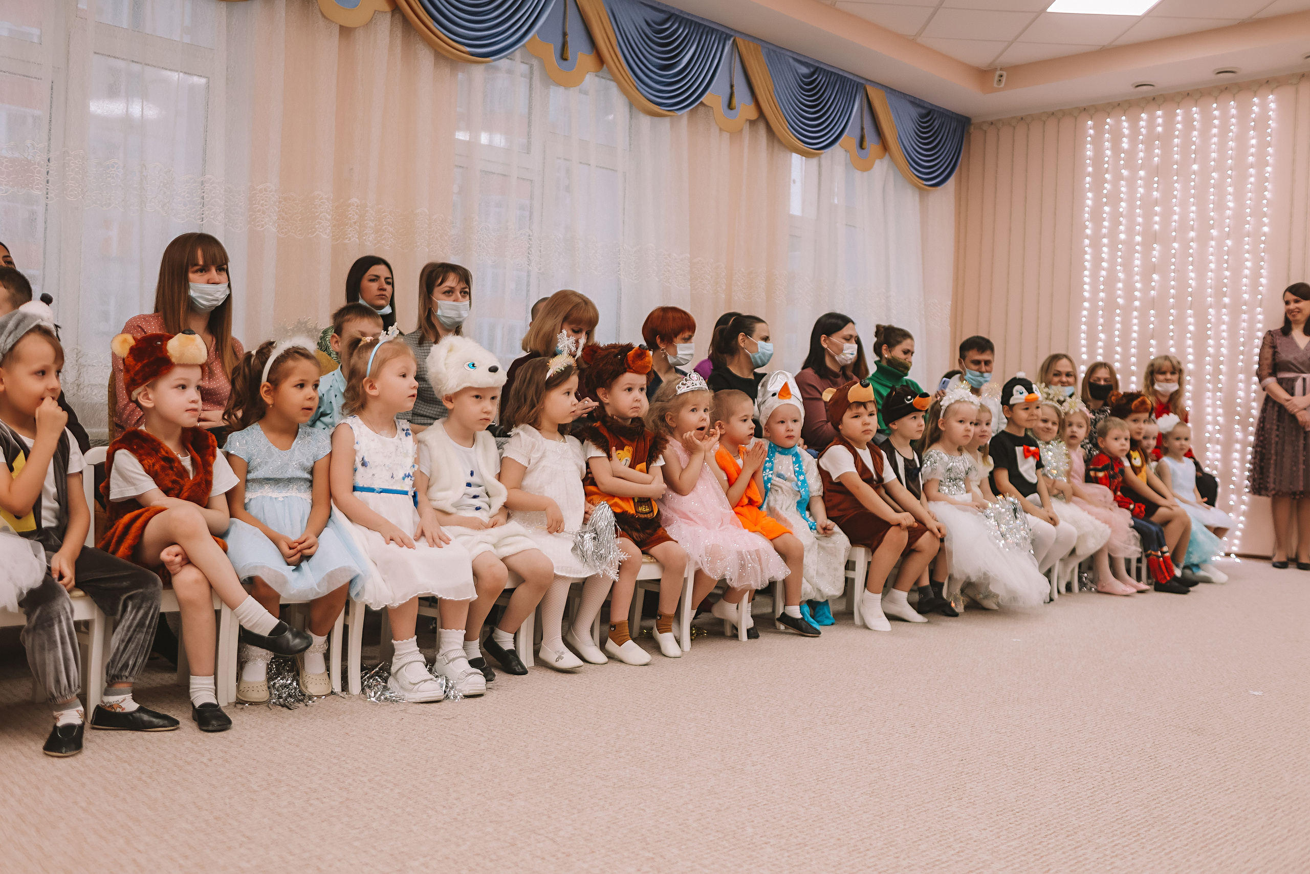 Репортаж новогоднего утренника. Семейный фотограф Тюмень, фотограф на роды Салмина Мария