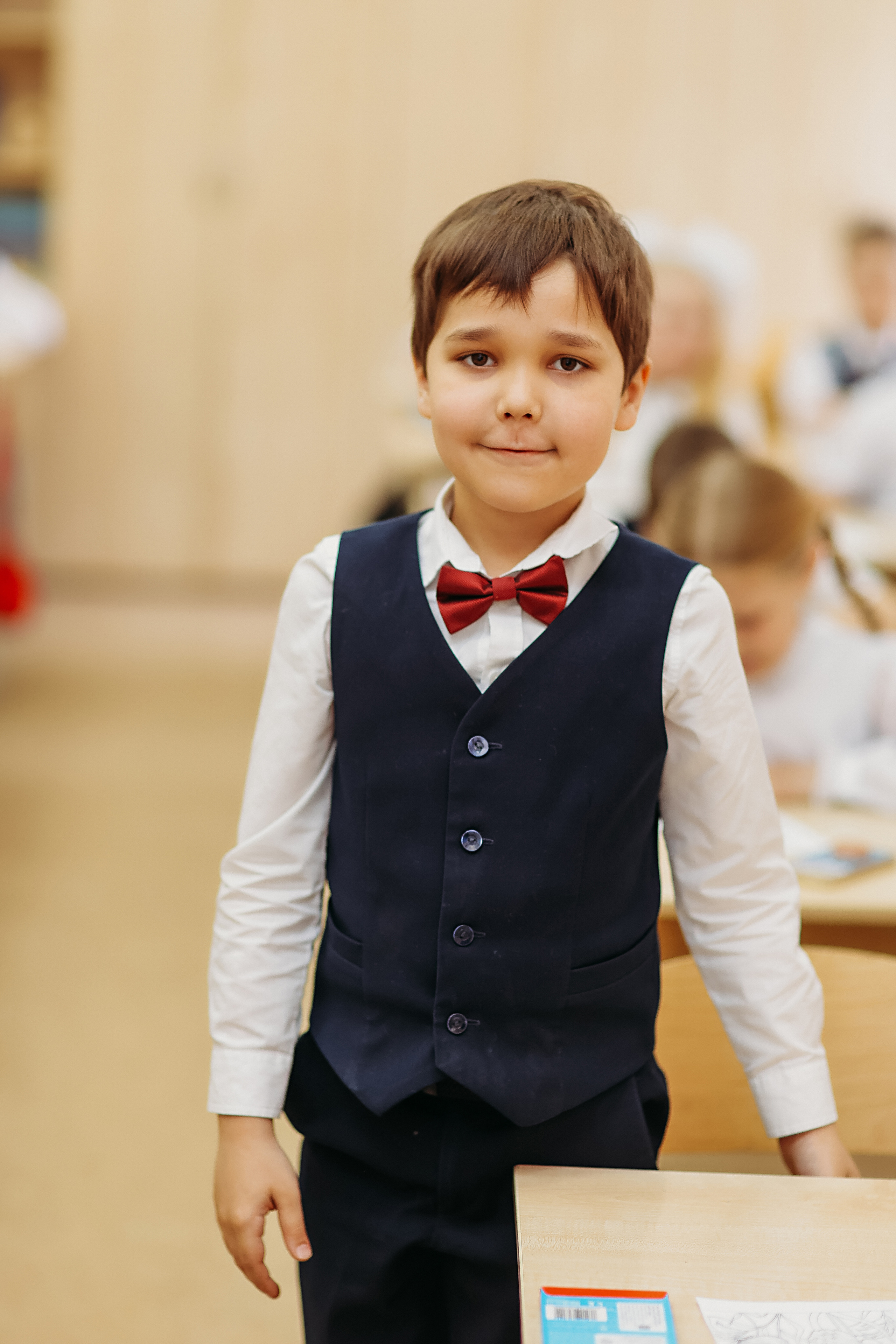 2 класс. Семейный фотограф Тюмень, фотограф на роды Салмина Мария