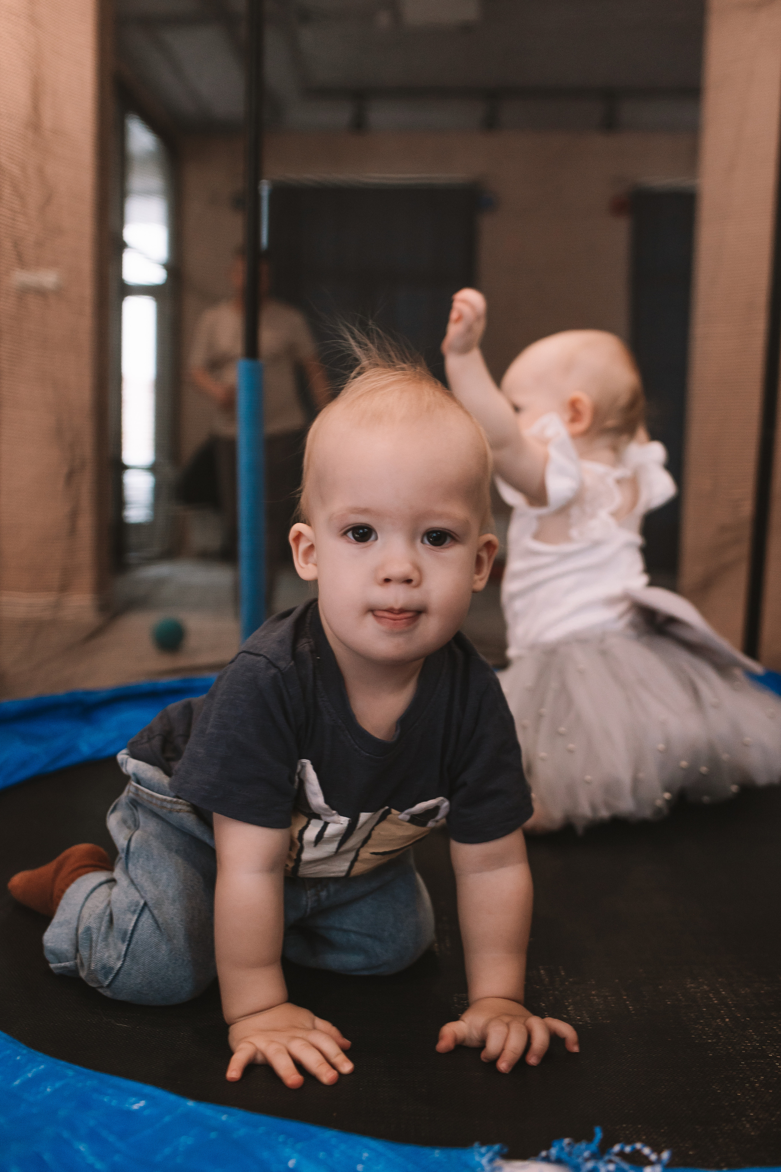 Первый годик в игровой. Семейный фотограф Тюмень, фотограф на роды Салмина Мария