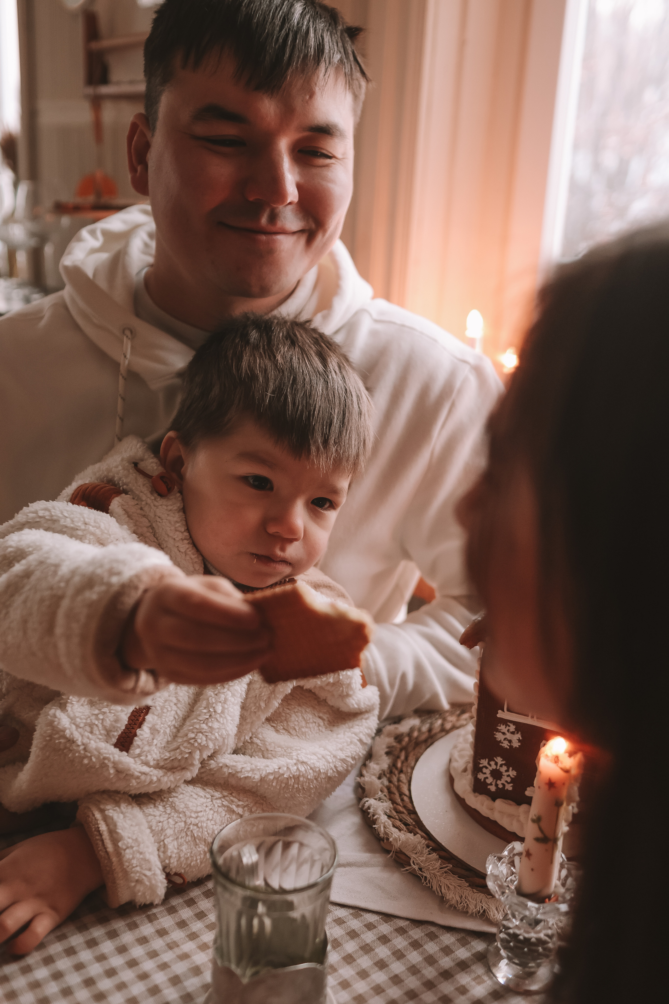 Локация Тишина (семья). Семейный фотограф Тюмень, фотограф на роды Салмина Мария