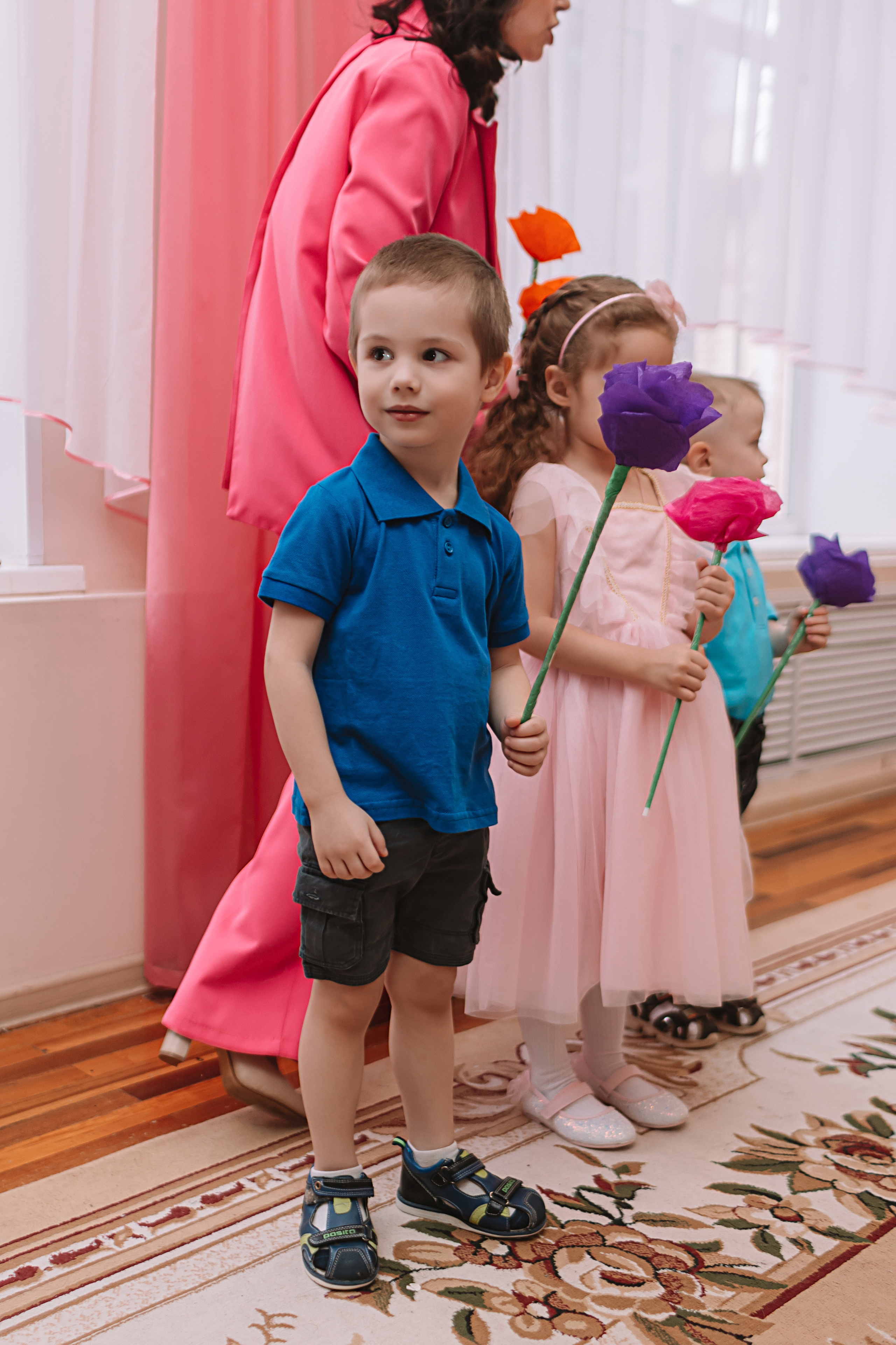 Утренник садик. Семейный фотограф Тюмень, фотограф на роды Салмина Мария