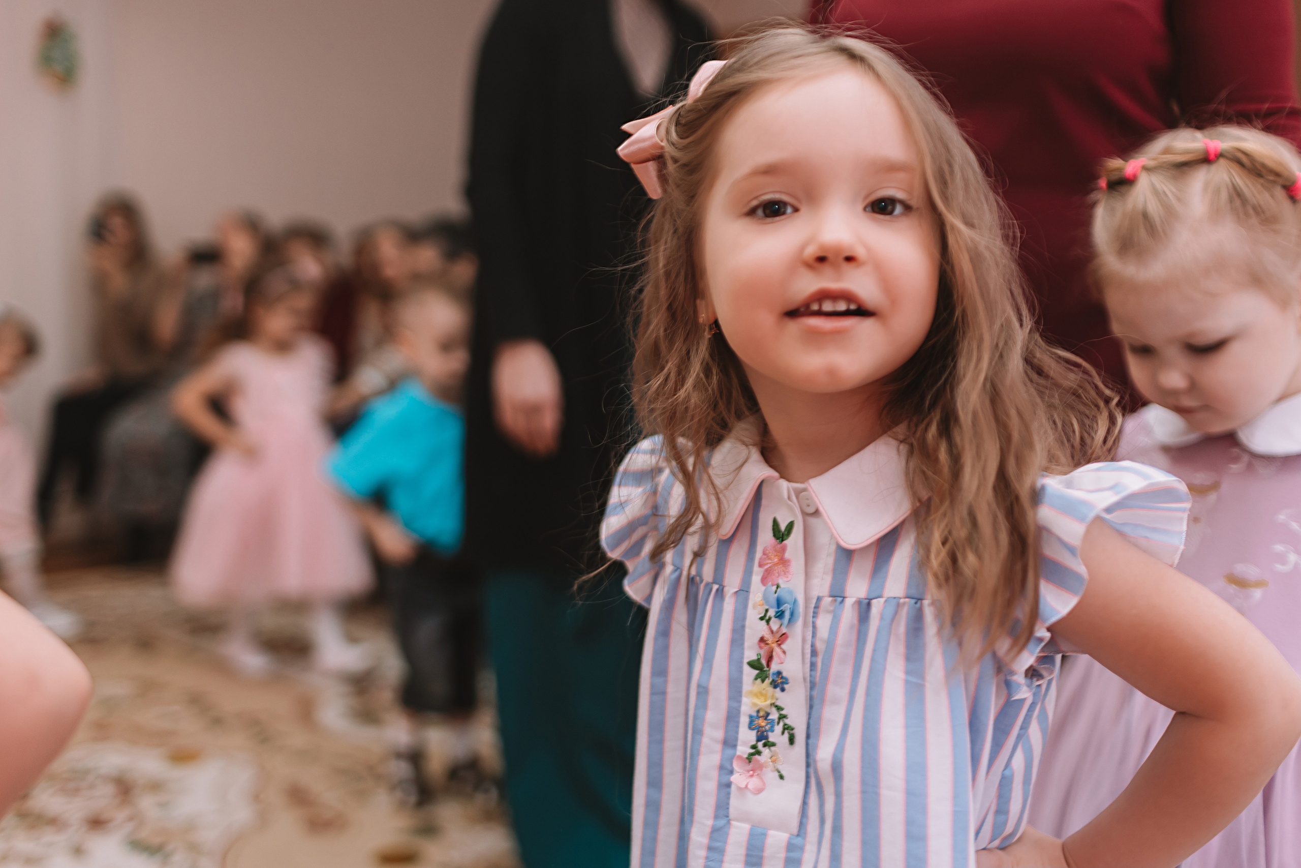 Утренник садик. Семейный фотограф Тюмень, фотограф на роды Салмина Мария