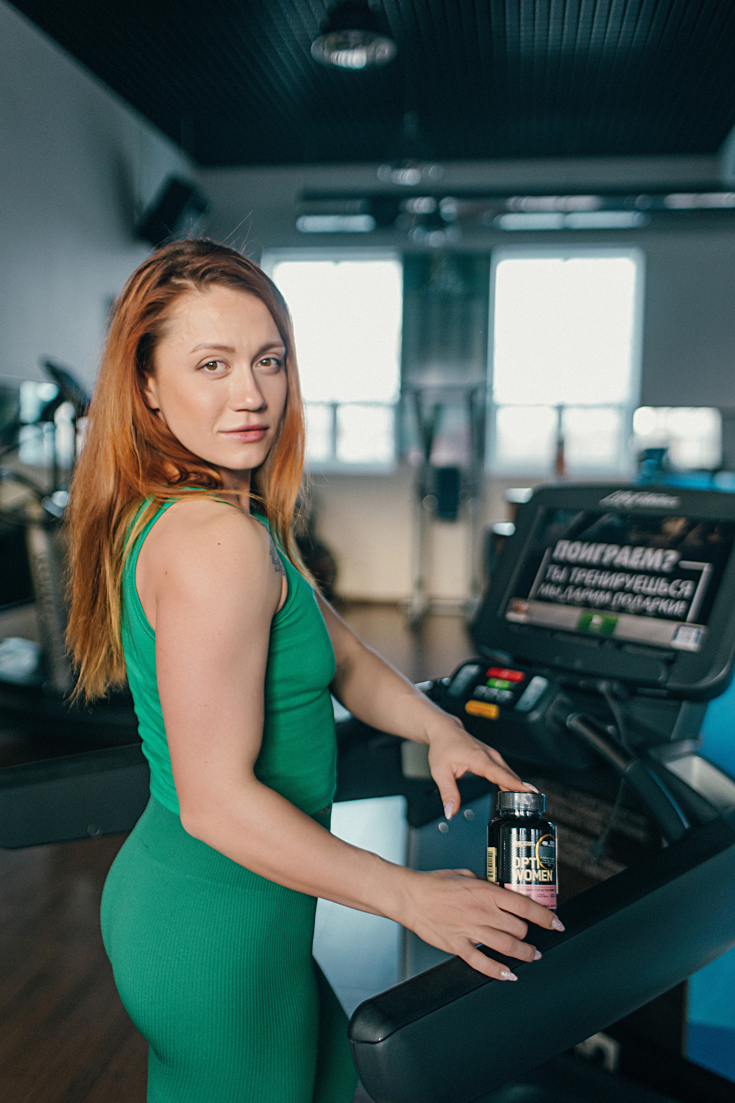 Бар спортивного питания. Семейный фотограф Тюмень, фотограф на роды Салмина Мария