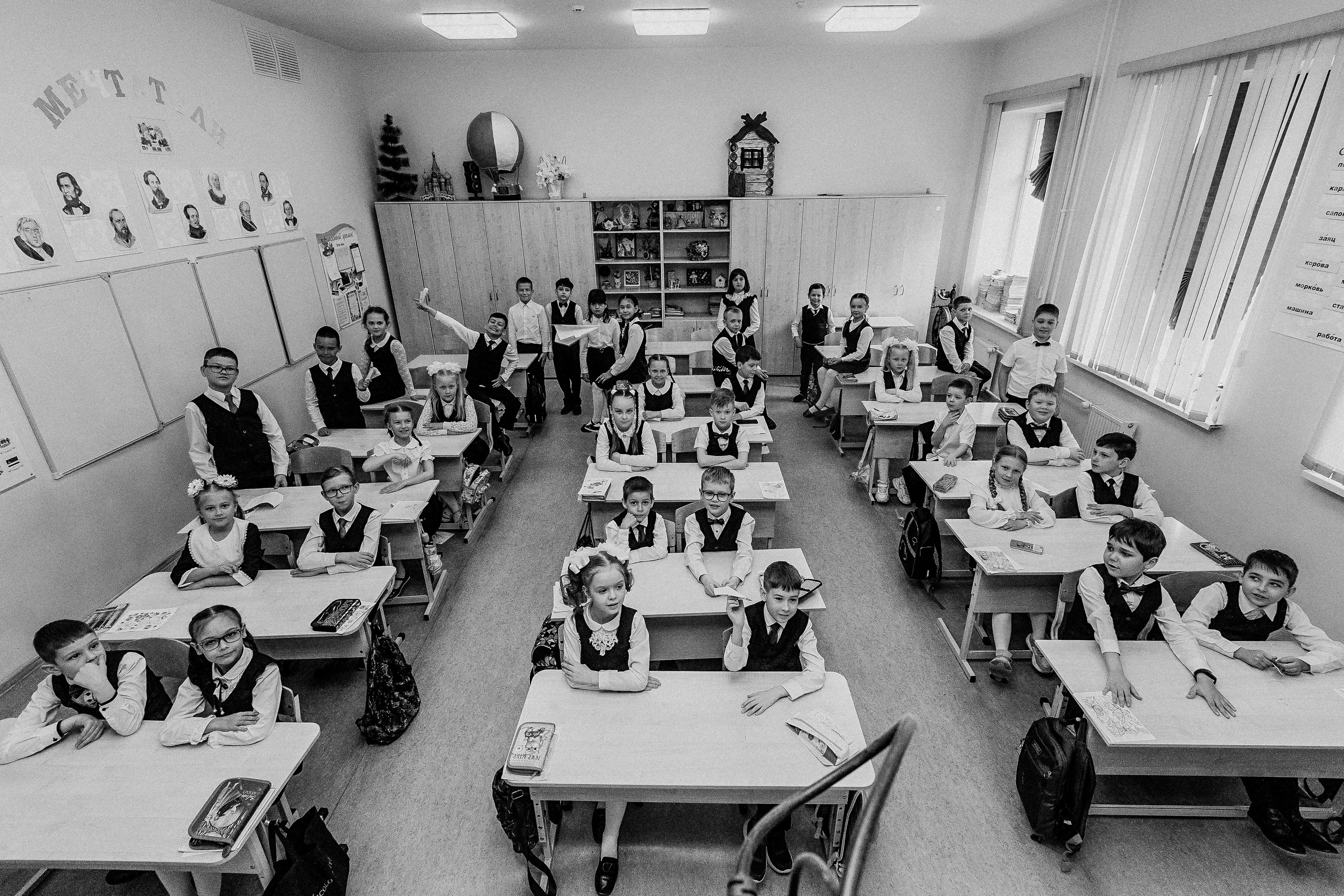 2 класс. Семейный фотограф Тюмень, фотограф на роды Салмина Мария