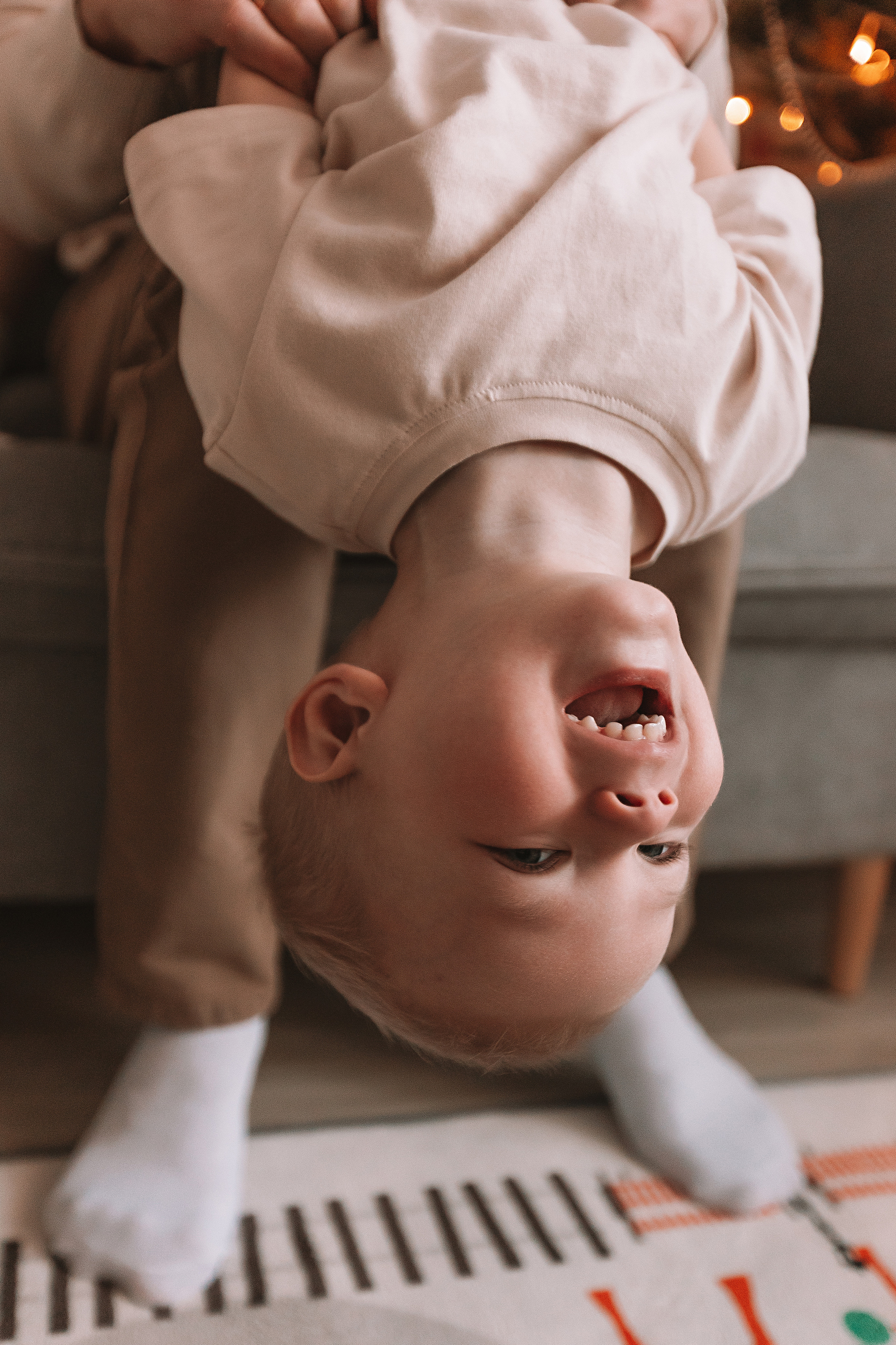 Очень активный Лев. Семейный фотограф Тюмень, фотограф на роды Салмина Мария