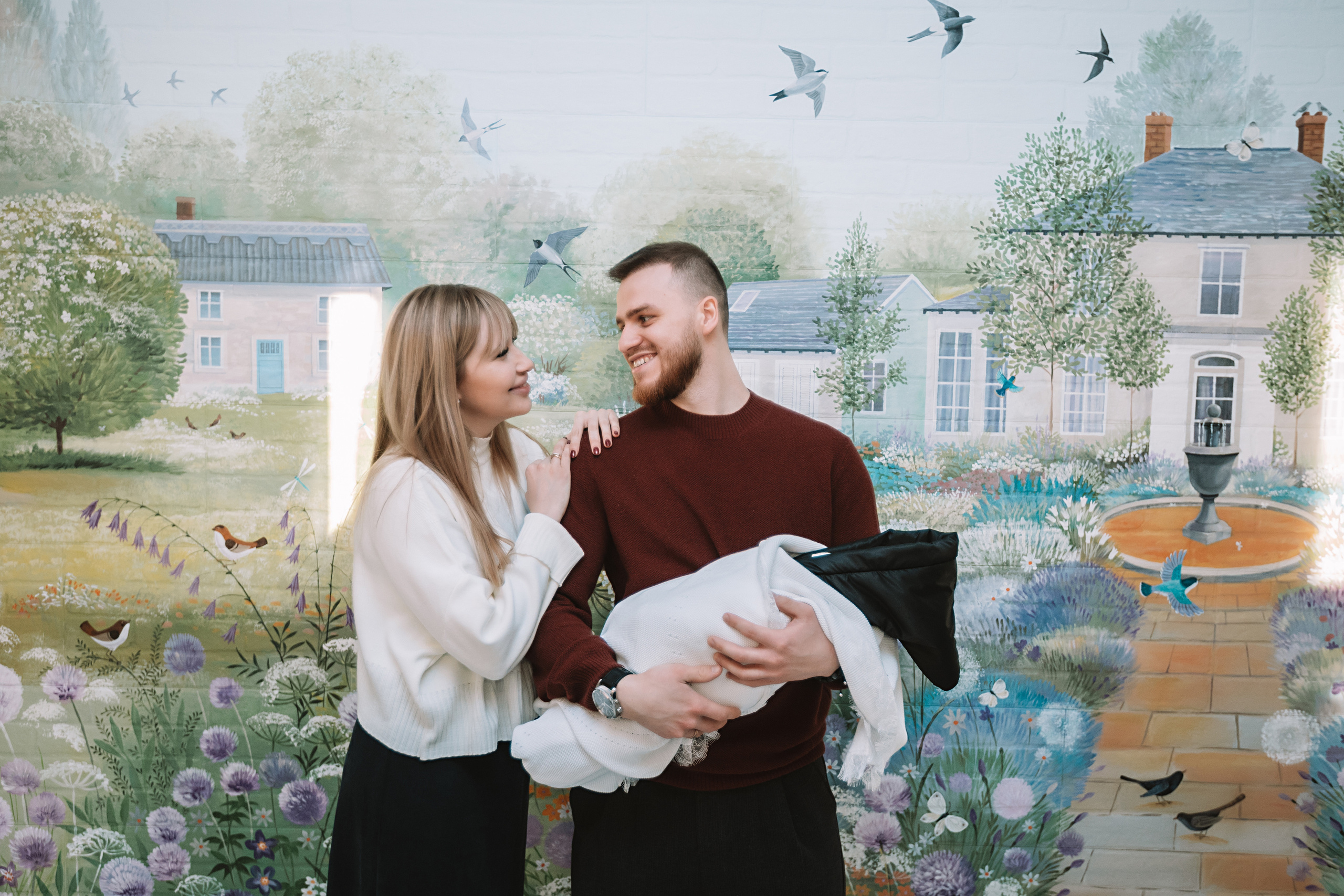 Выписка Мать и Дитя. Семейный фотограф Тюмень, фотограф на роды Салмина Мария