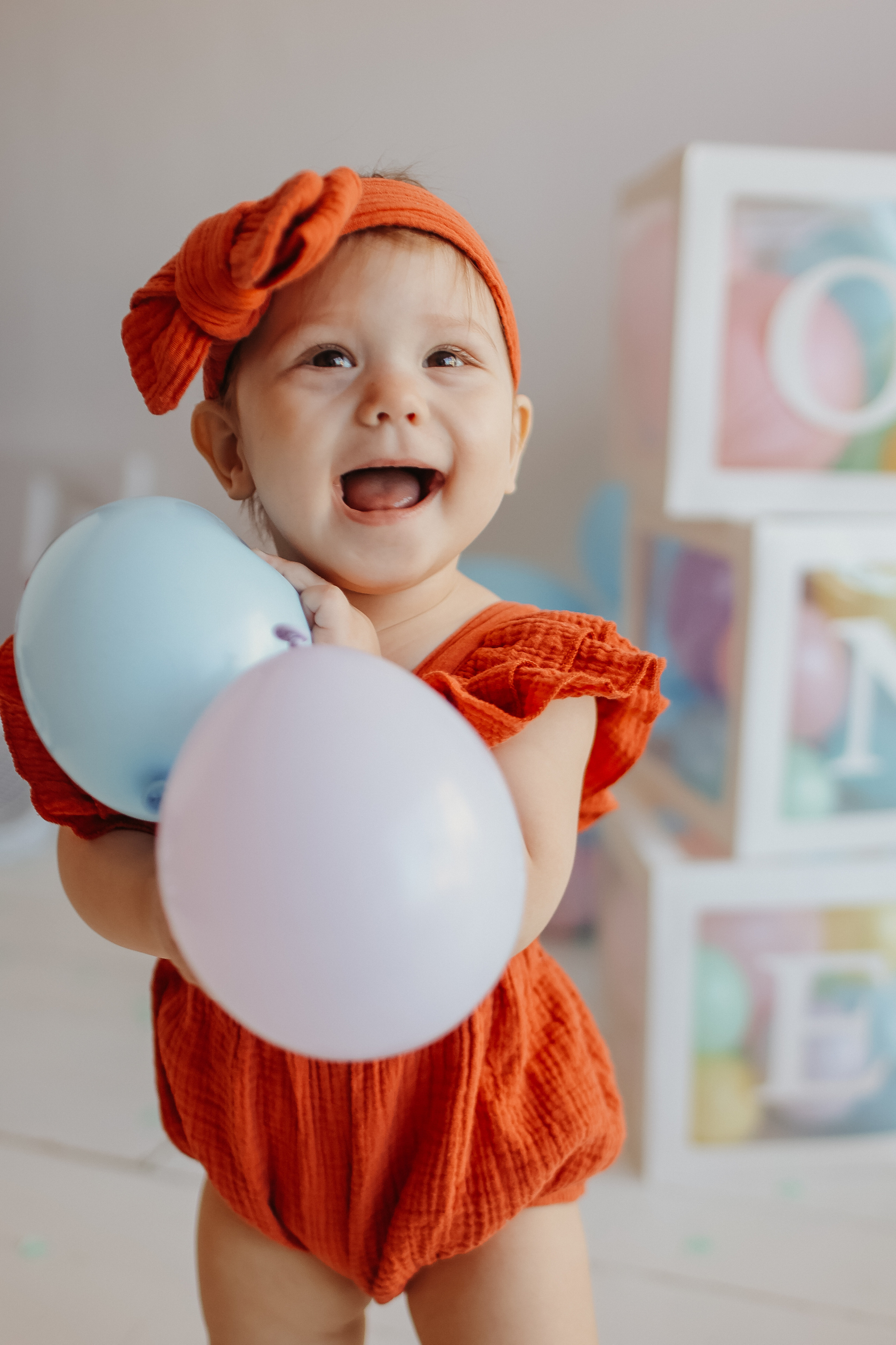 Годик в ВВ студио. Семейный фотограф Тюмень, фотограф на роды Салмина Мария