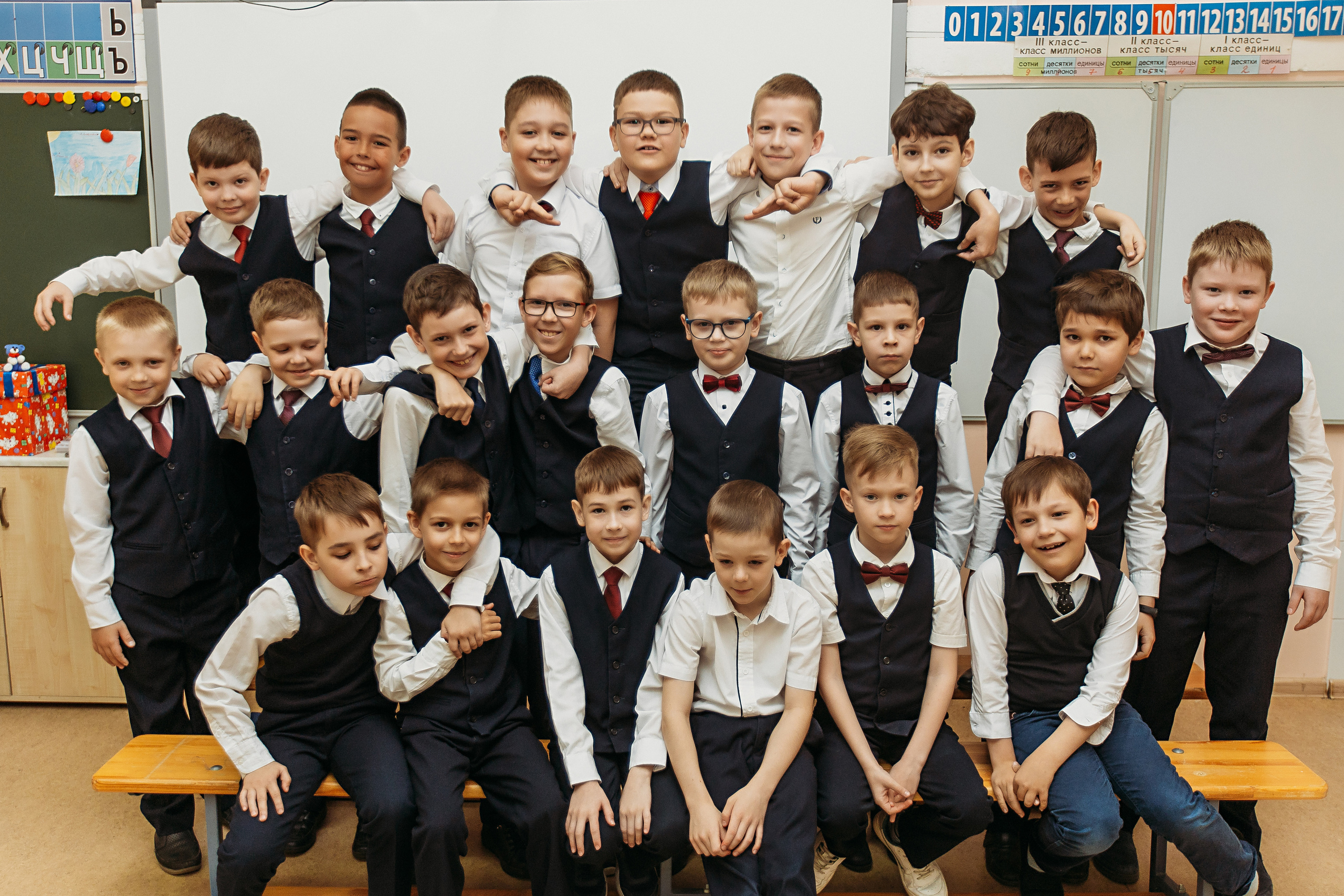 2 класс. Семейный фотограф Тюмень, фотограф на роды Салмина Мария