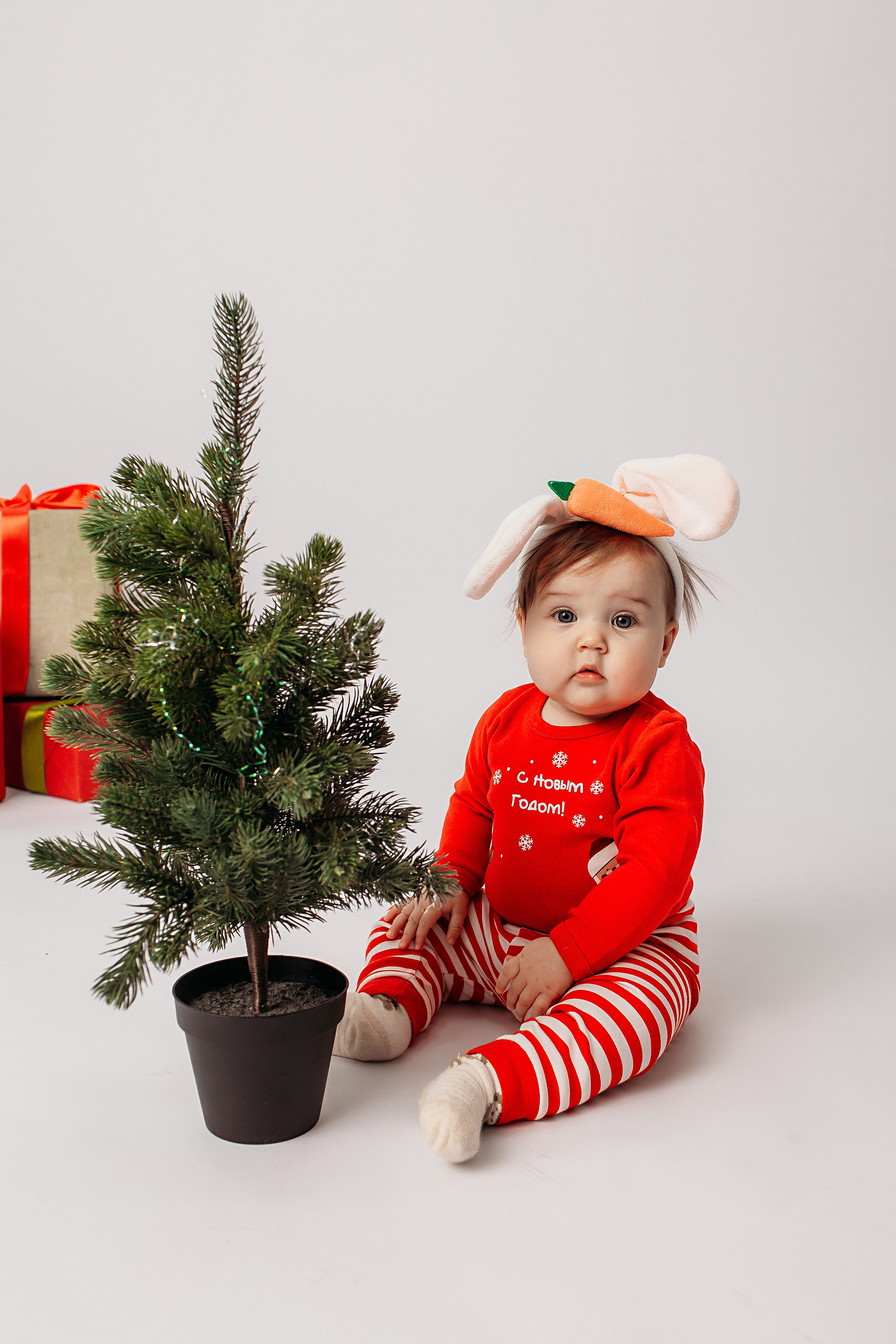 Минимализм 2022-2023. Семейный фотограф Тюмень, фотограф на роды Салмина Мария