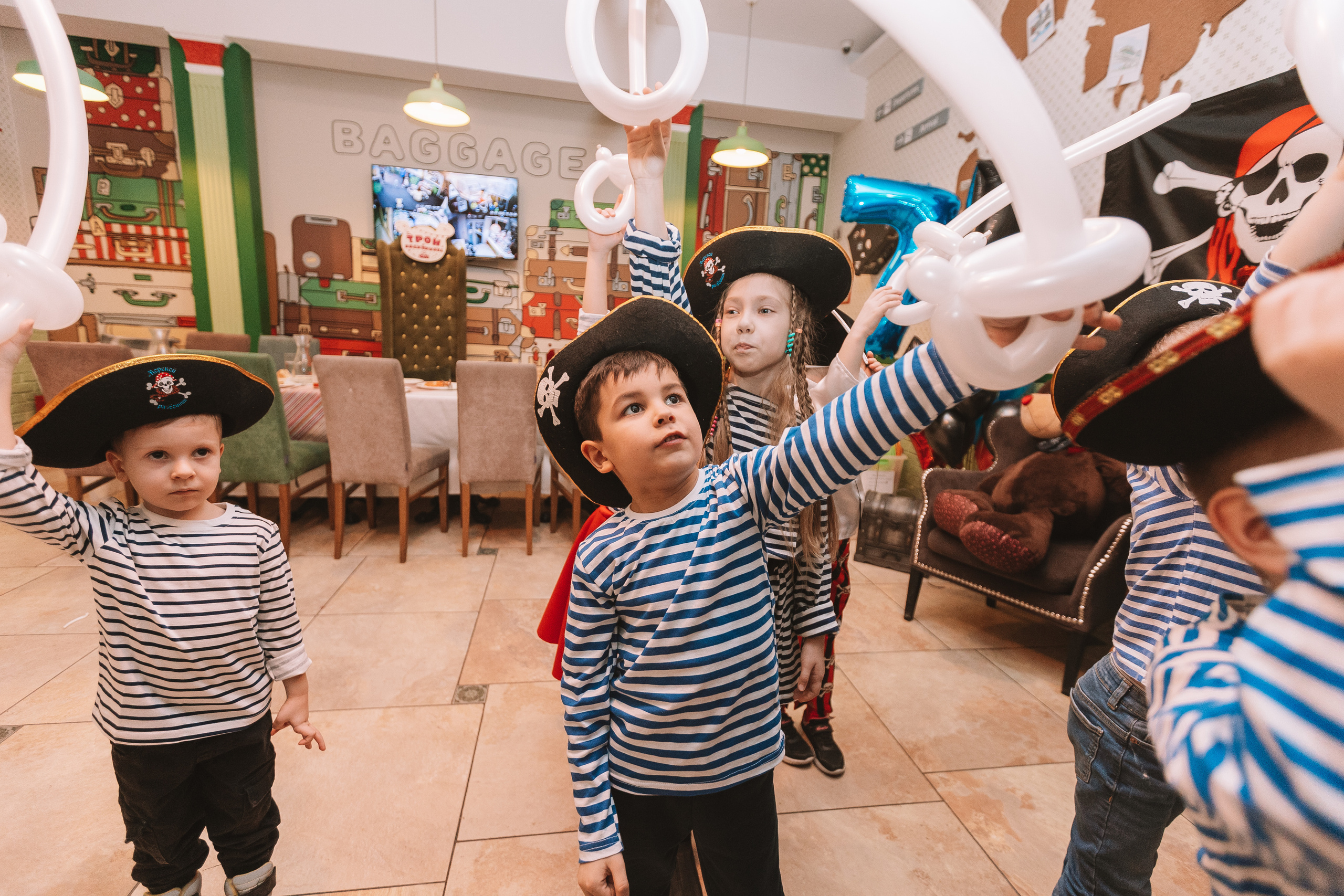 Андерсон. Семейный фотограф Тюмень, фотограф на роды Салмина Мария