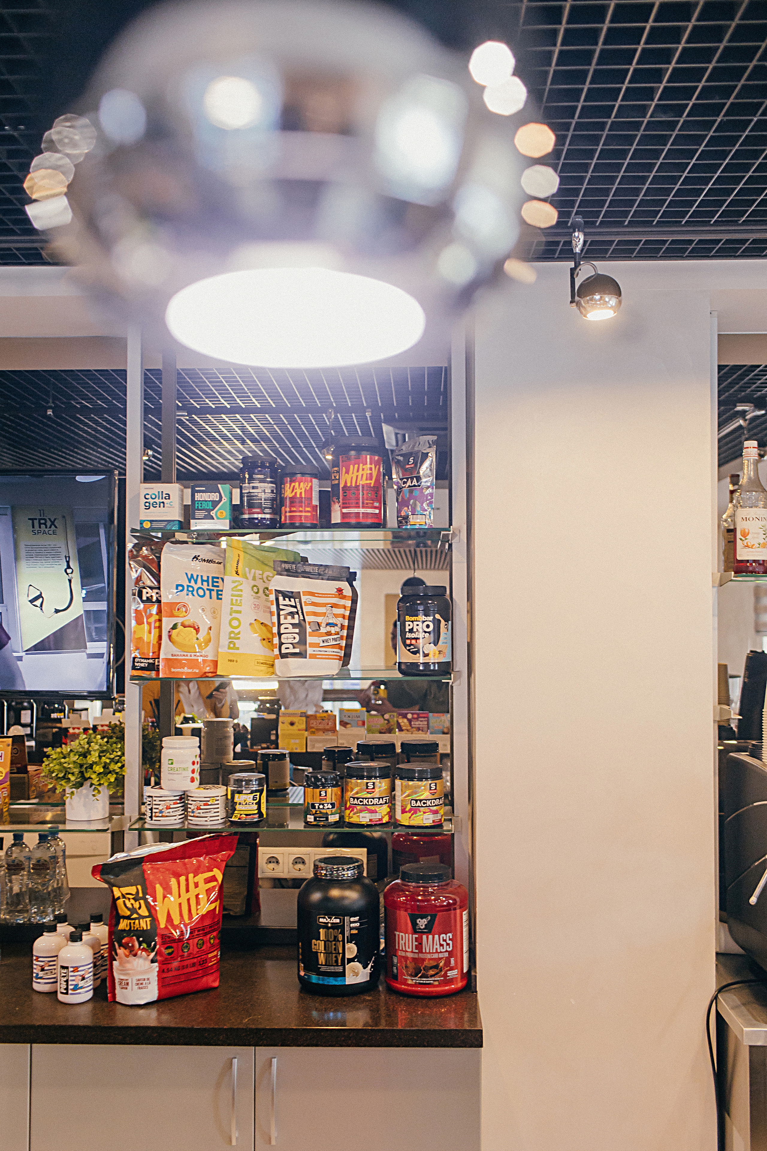 Бар спортивного питания. Семейный фотограф Тюмень, фотограф на роды Салмина Мария