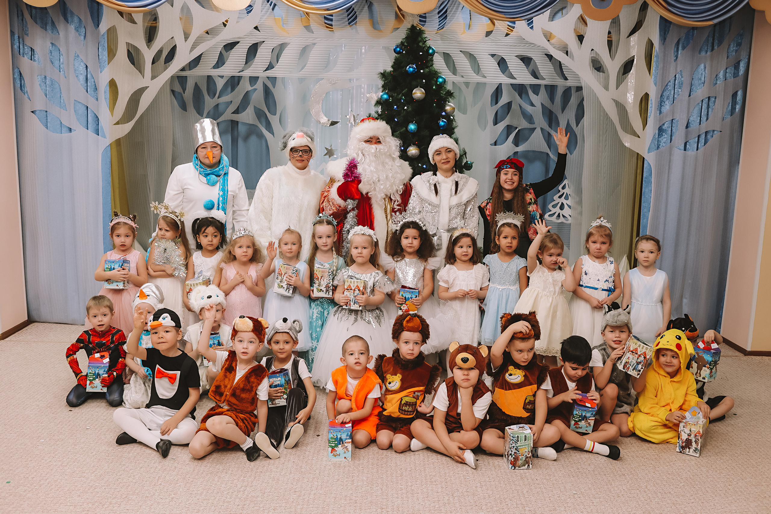 Репортаж новогоднего утренника. Семейный фотограф Тюмень, фотограф на роды Салмина Мария