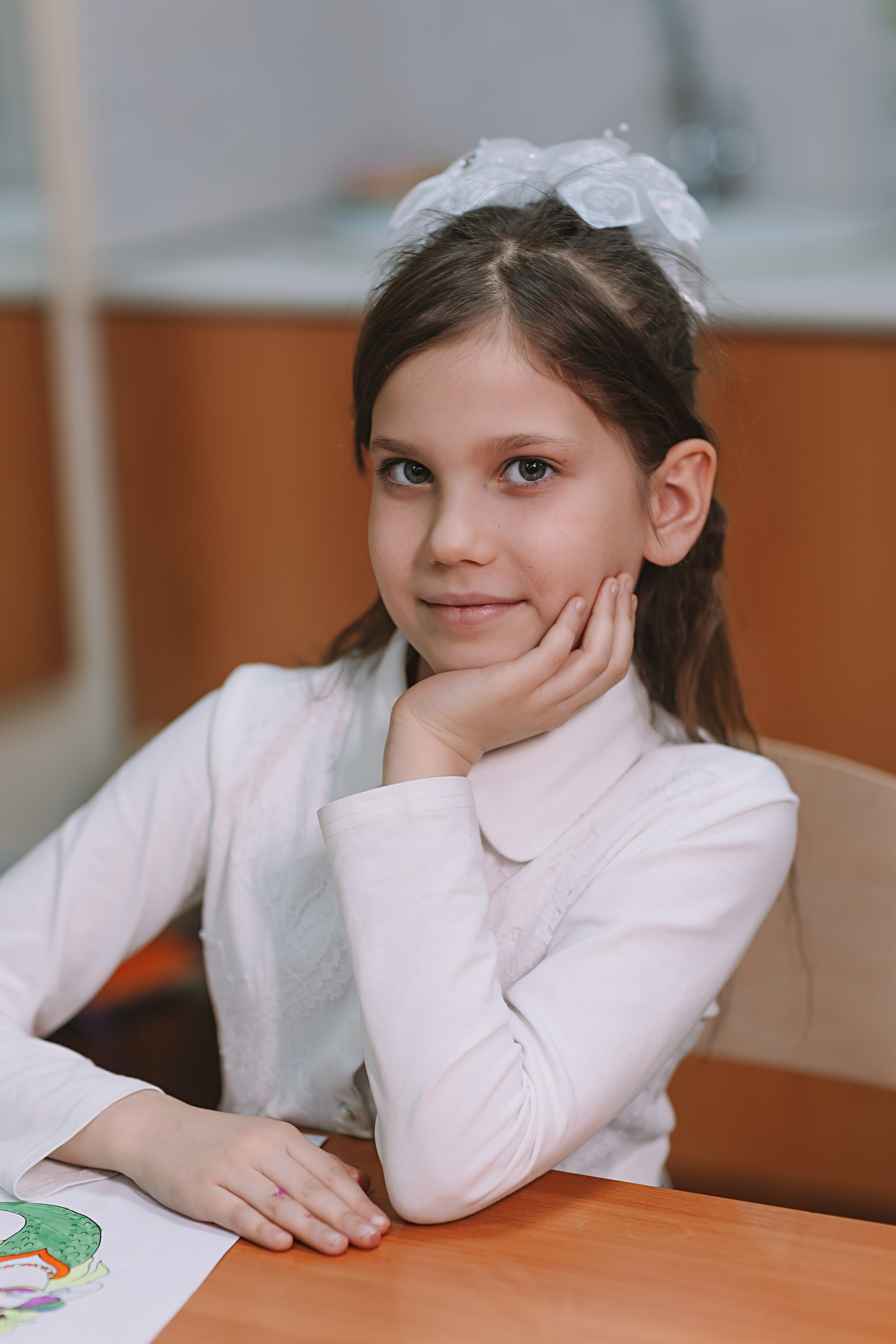 2 класс в школе. Семейный фотограф Тюмень, фотограф на роды Салмина Мария