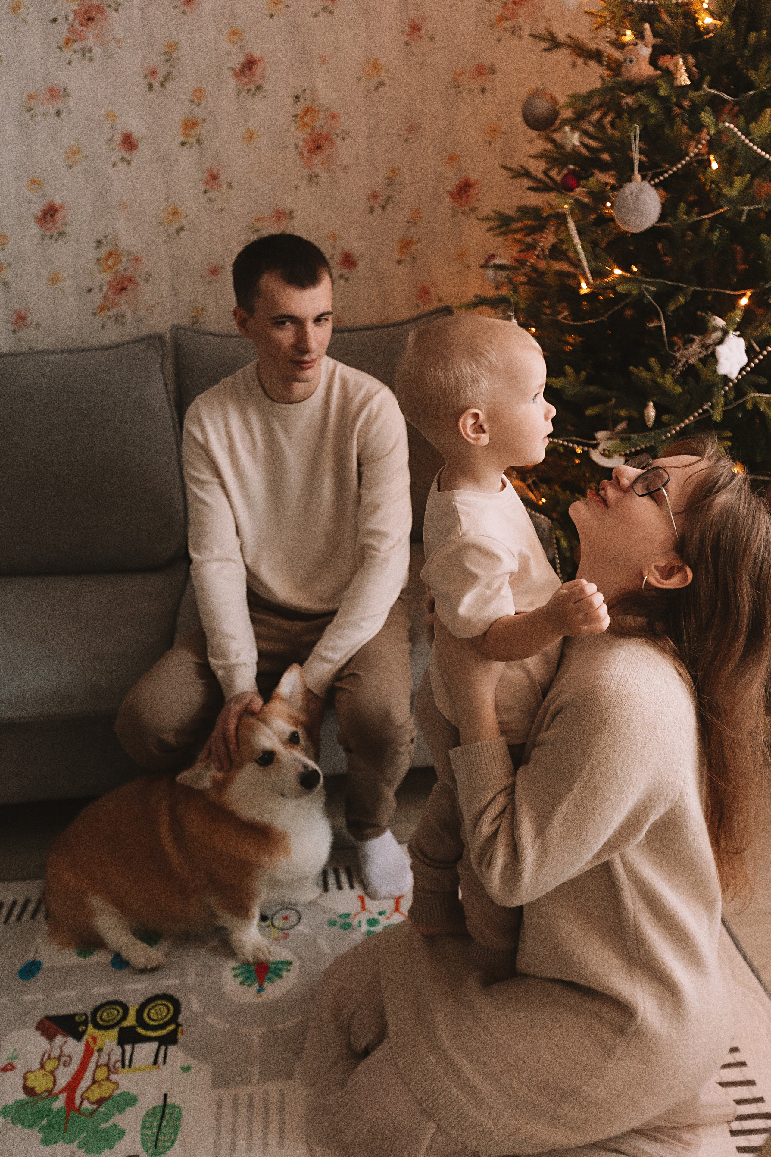 Очень активный Лев. Семейный фотограф Тюмень, фотограф на роды Салмина Мария