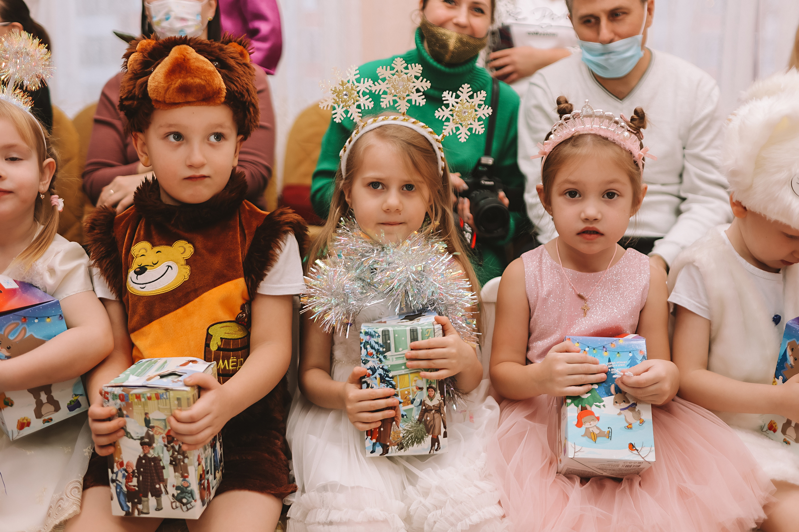 Репортаж новогоднего утренника. Семейный фотограф Тюмень, фотограф на роды Салмина Мария