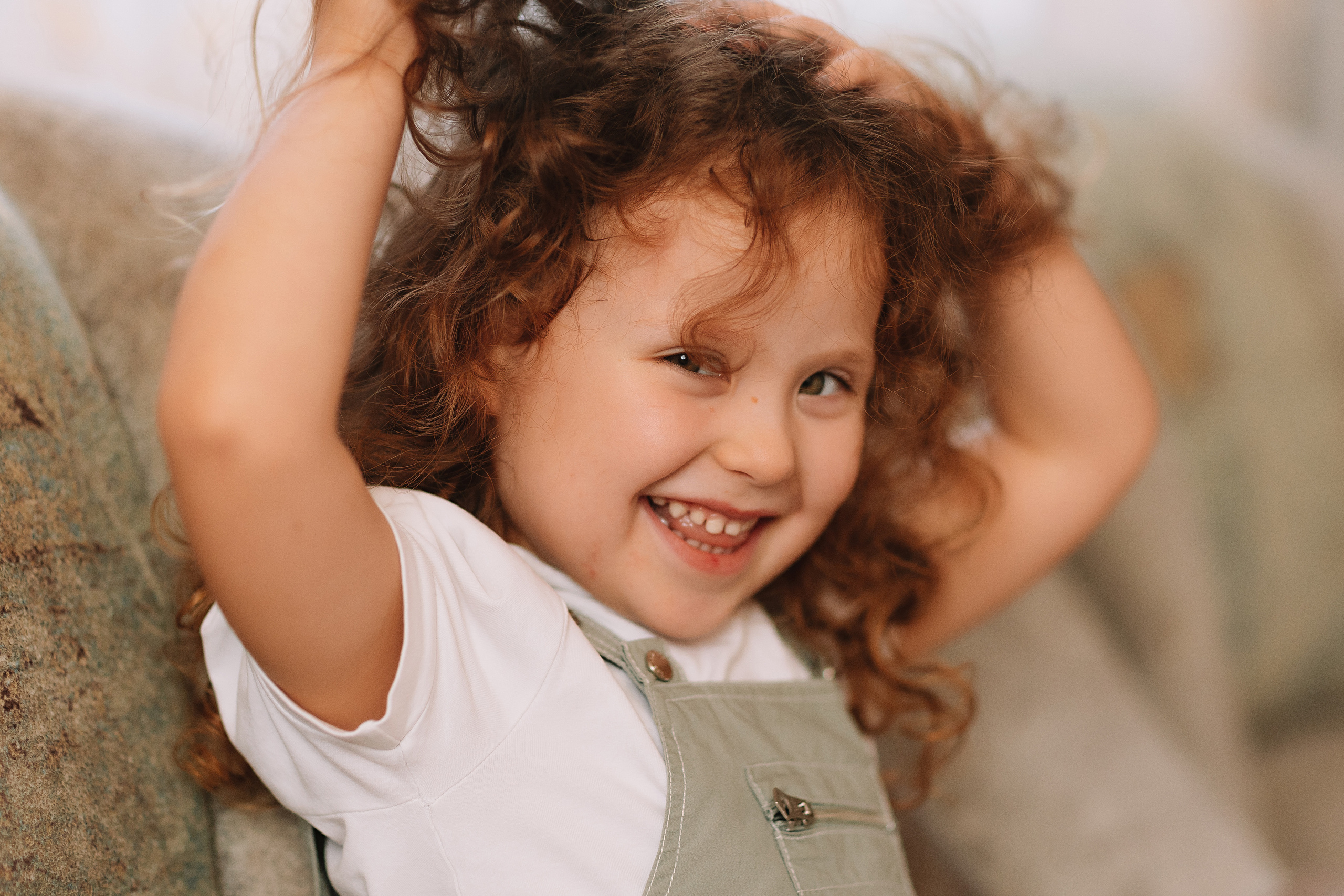 Большая семья (17 человек в частном доме, 2 часа). Семейный фотограф Тюмень, фотограф на роды Салмина Мария
