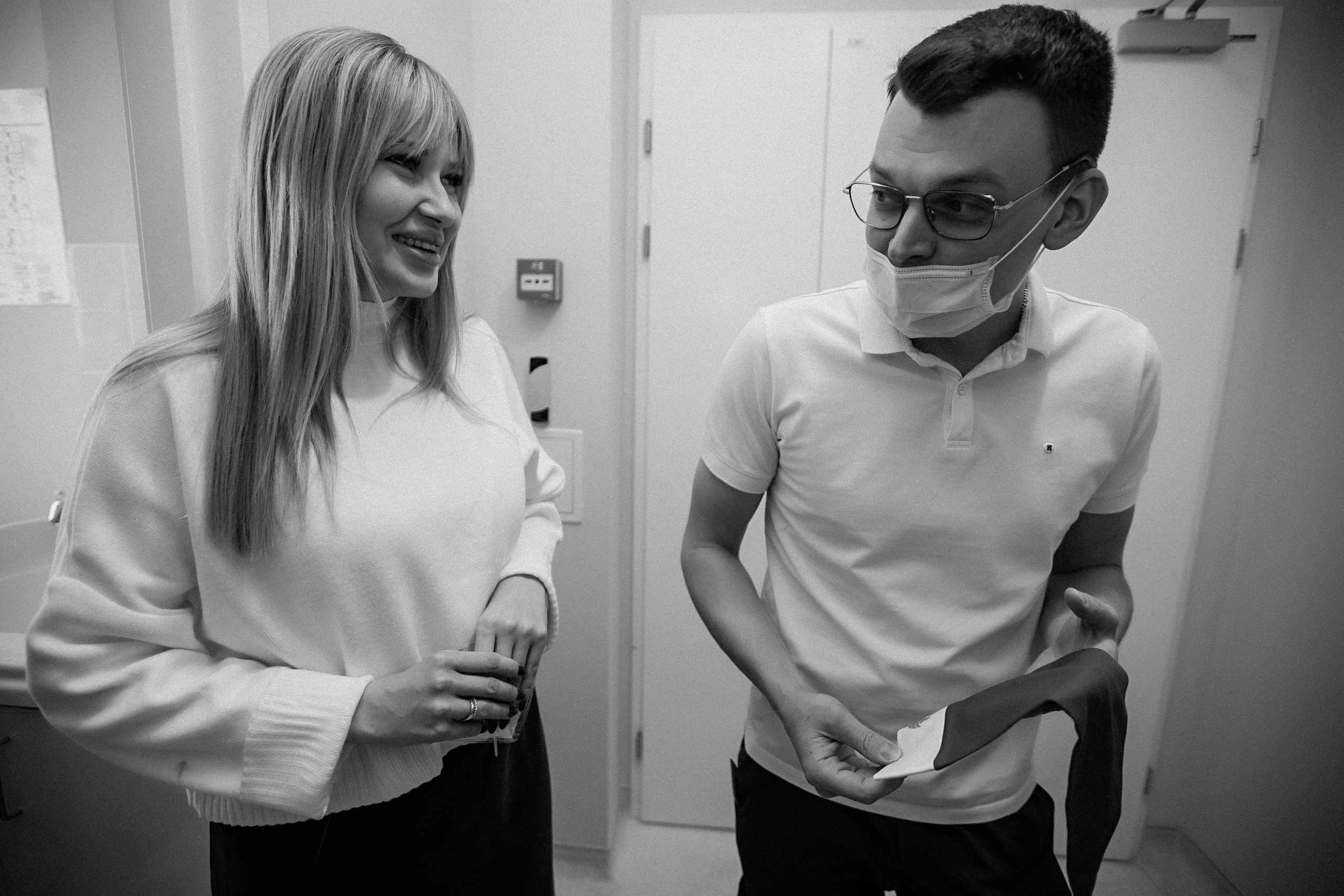 Выписка Мать и Дитя. Семейный фотограф Тюмень, фотограф на роды Салмина Мария