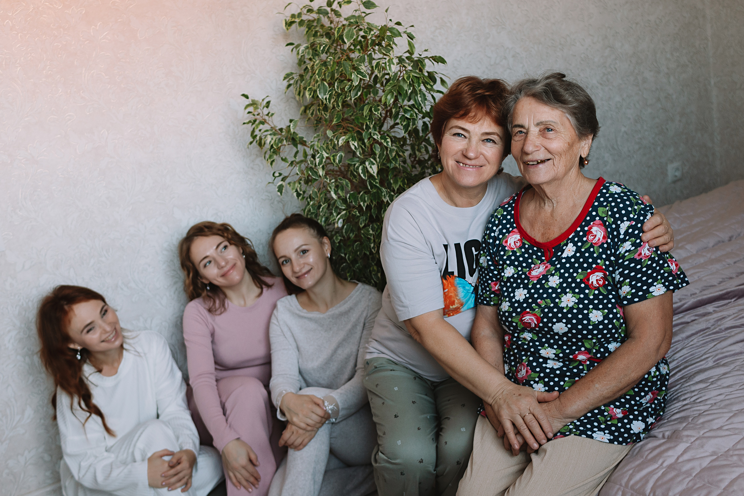 Большая семья (17 человек в частном доме, 2 часа). Семейный фотограф Тюмень, фотограф на роды Салмина Мария