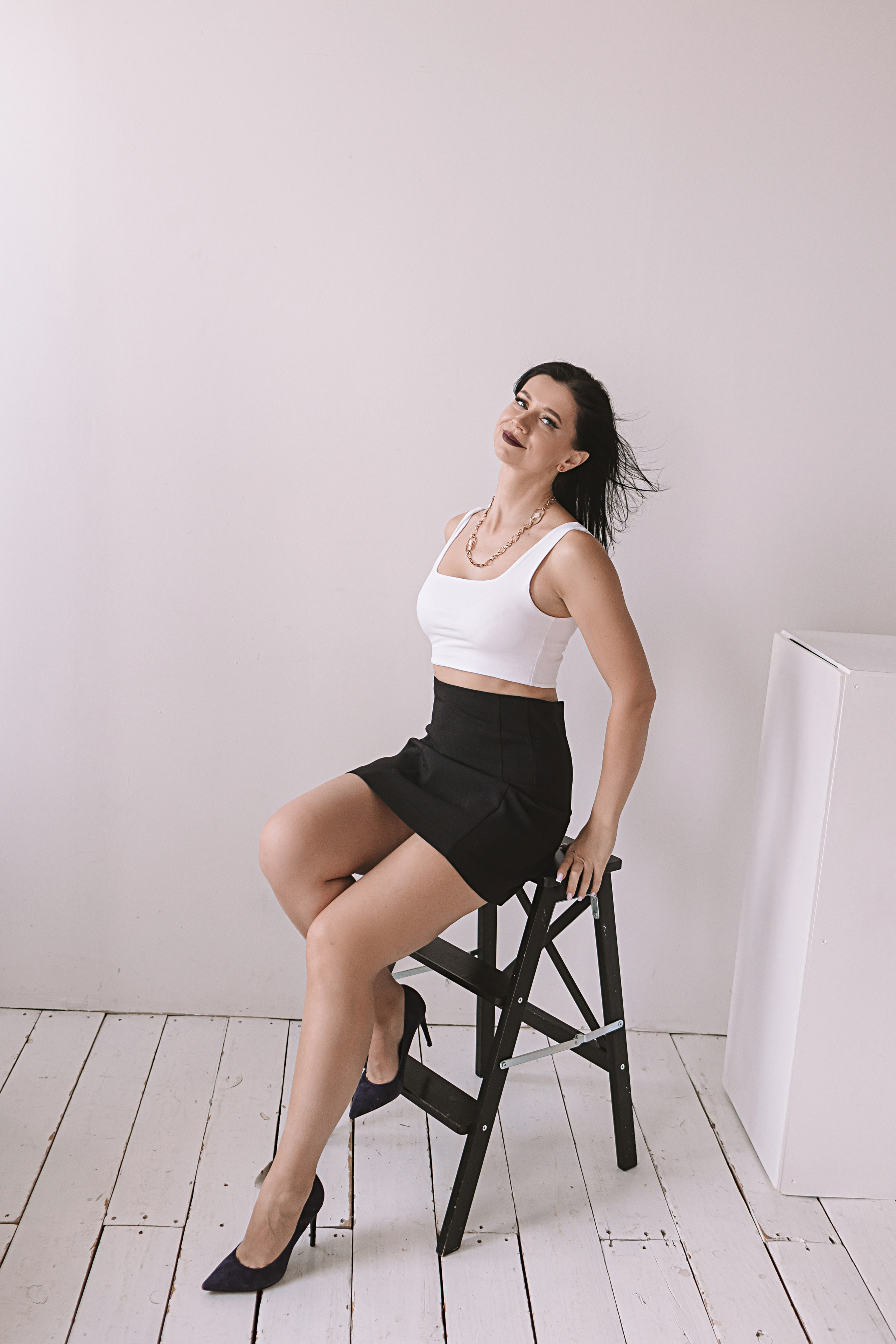 Руководитель студий красоты, студия Белая. Семейный фотограф Тюмень, фотограф на роды Салмина Мария