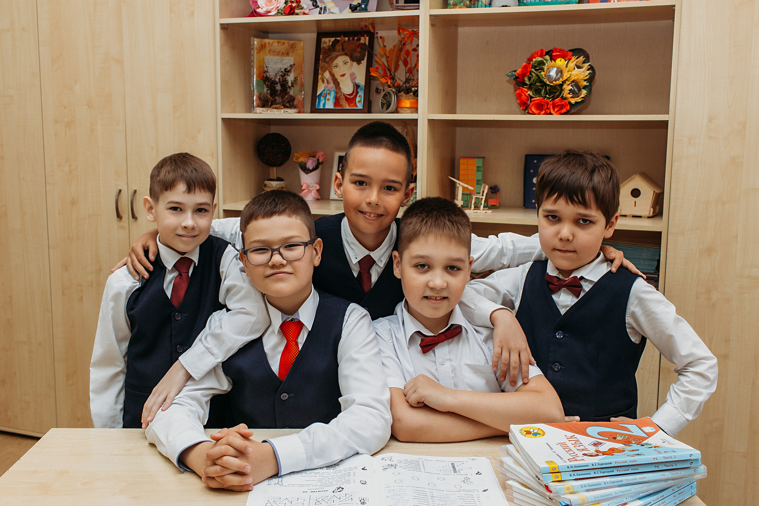 2 класс. Семейный фотограф Тюмень, фотограф на роды Салмина Мария