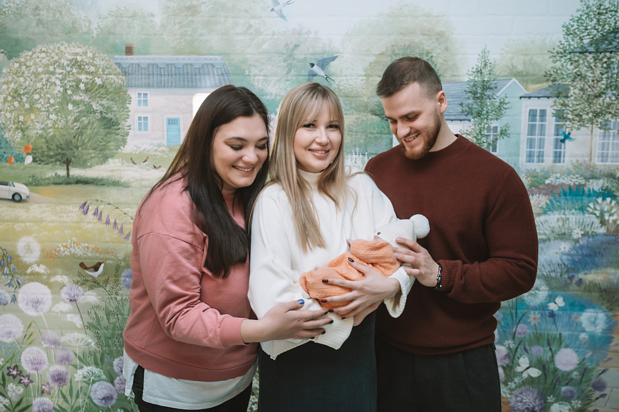 Выписка Мать и Дитя. Семейный фотограф Тюмень, фотограф на роды Салмина Мария