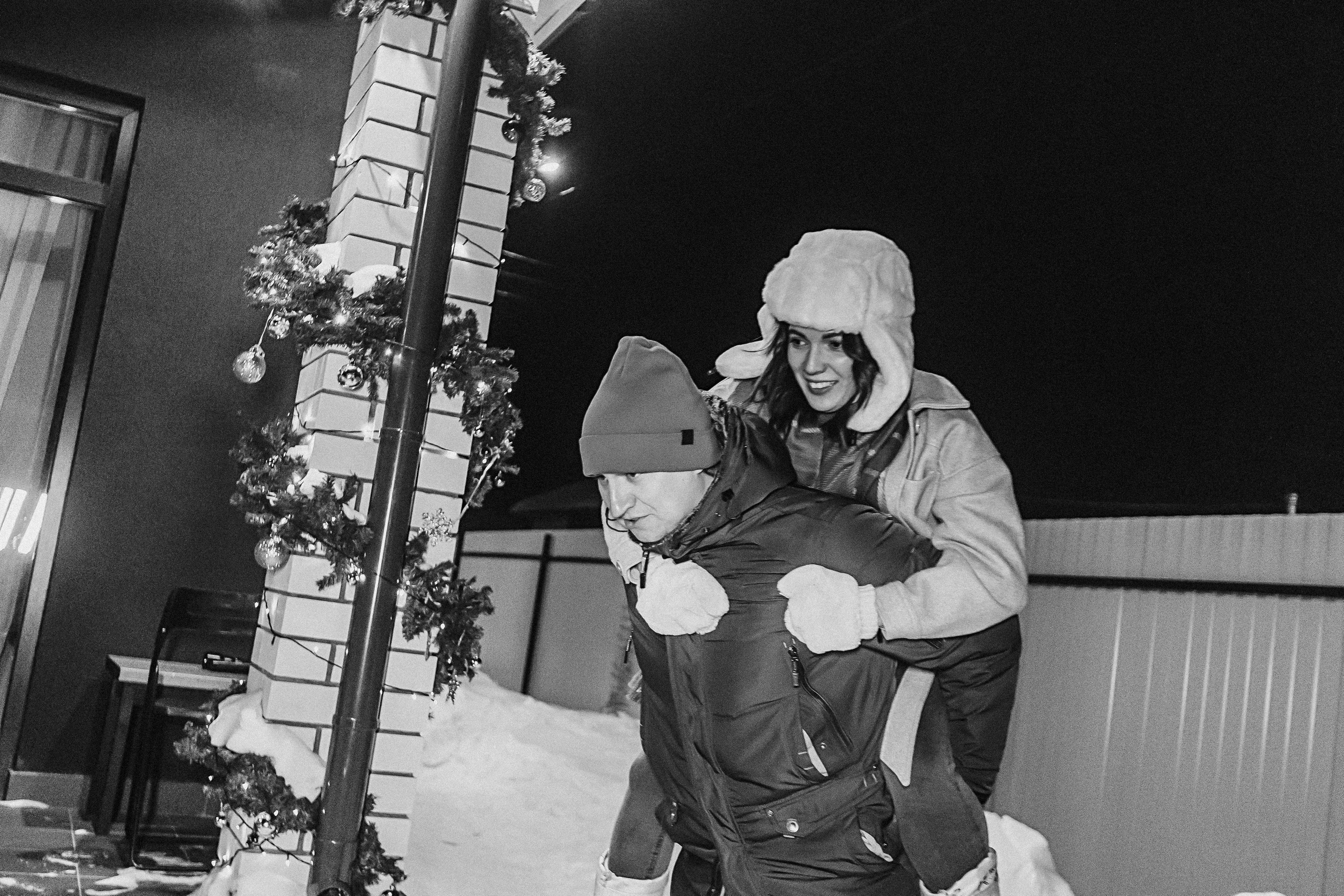 Вечерняя лав стори. Семейный фотограф Тюмень, фотограф на роды Салмина Мария