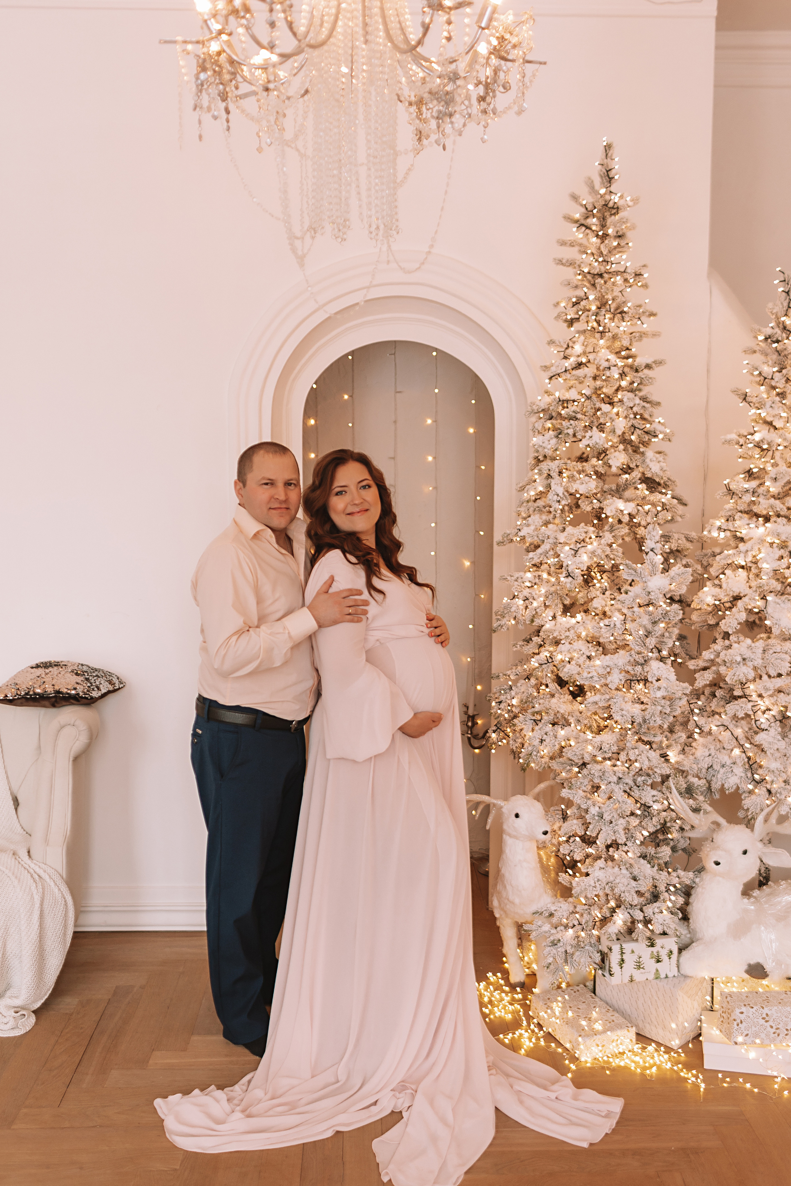 Студия Че (новогодняя). Семейный фотограф Тюмень, фотограф на роды Салмина Мария