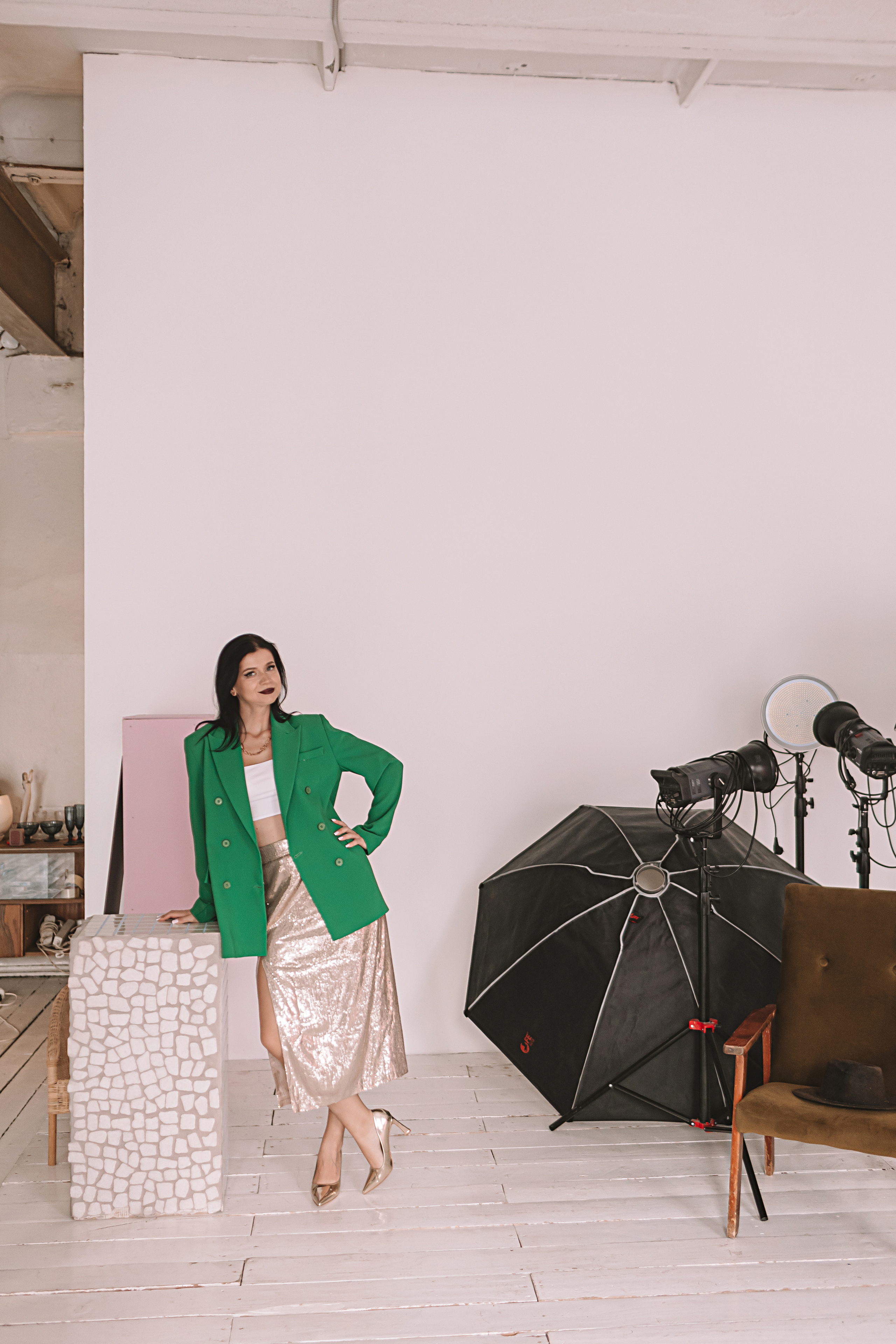 Руководитель студий красоты, студия Белая. Семейный фотограф Тюмень, фотограф на роды Салмина Мария