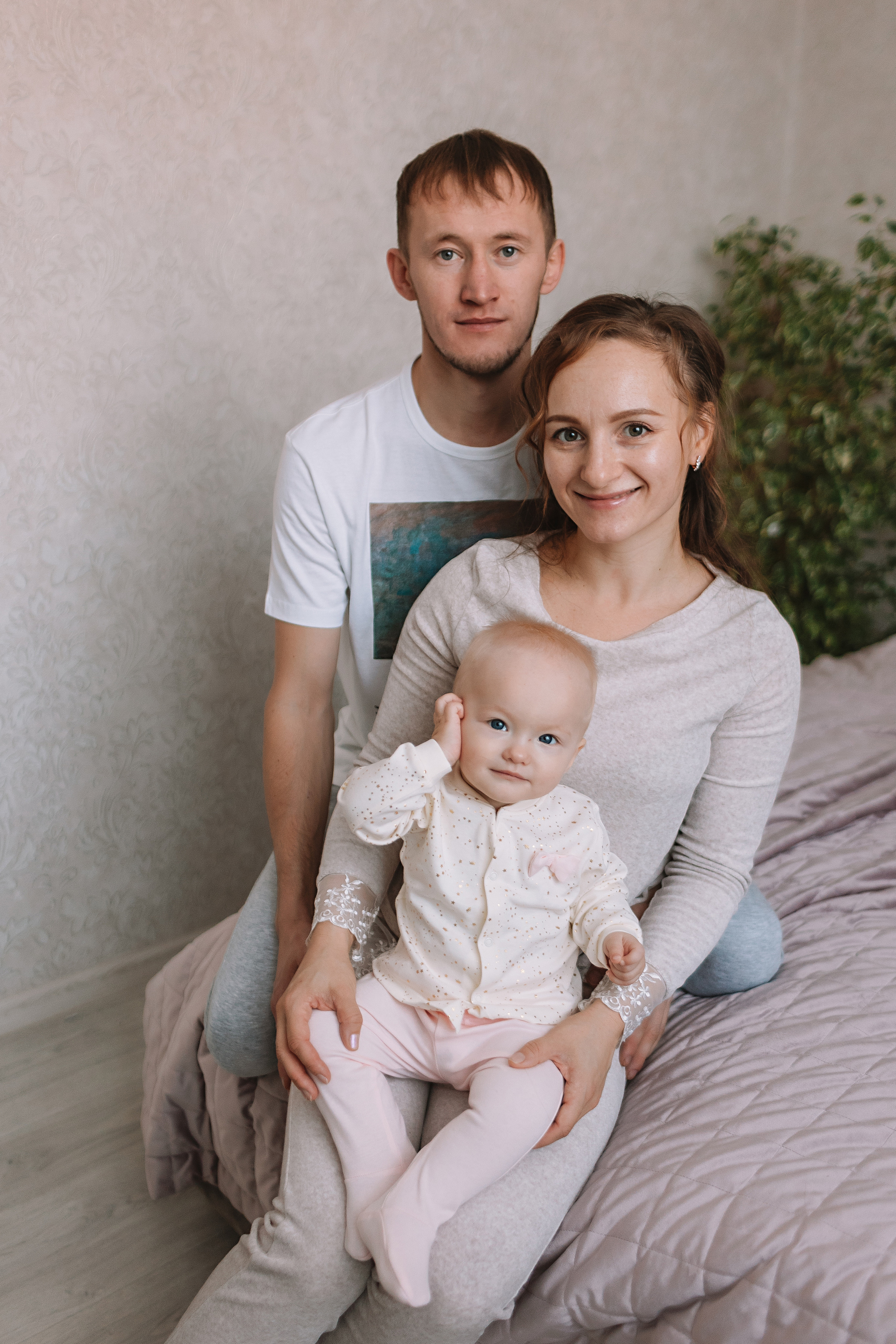 Большая семья (17 человек в частном доме, 2 часа). Семейный фотограф Тюмень, фотограф на роды Салмина Мария