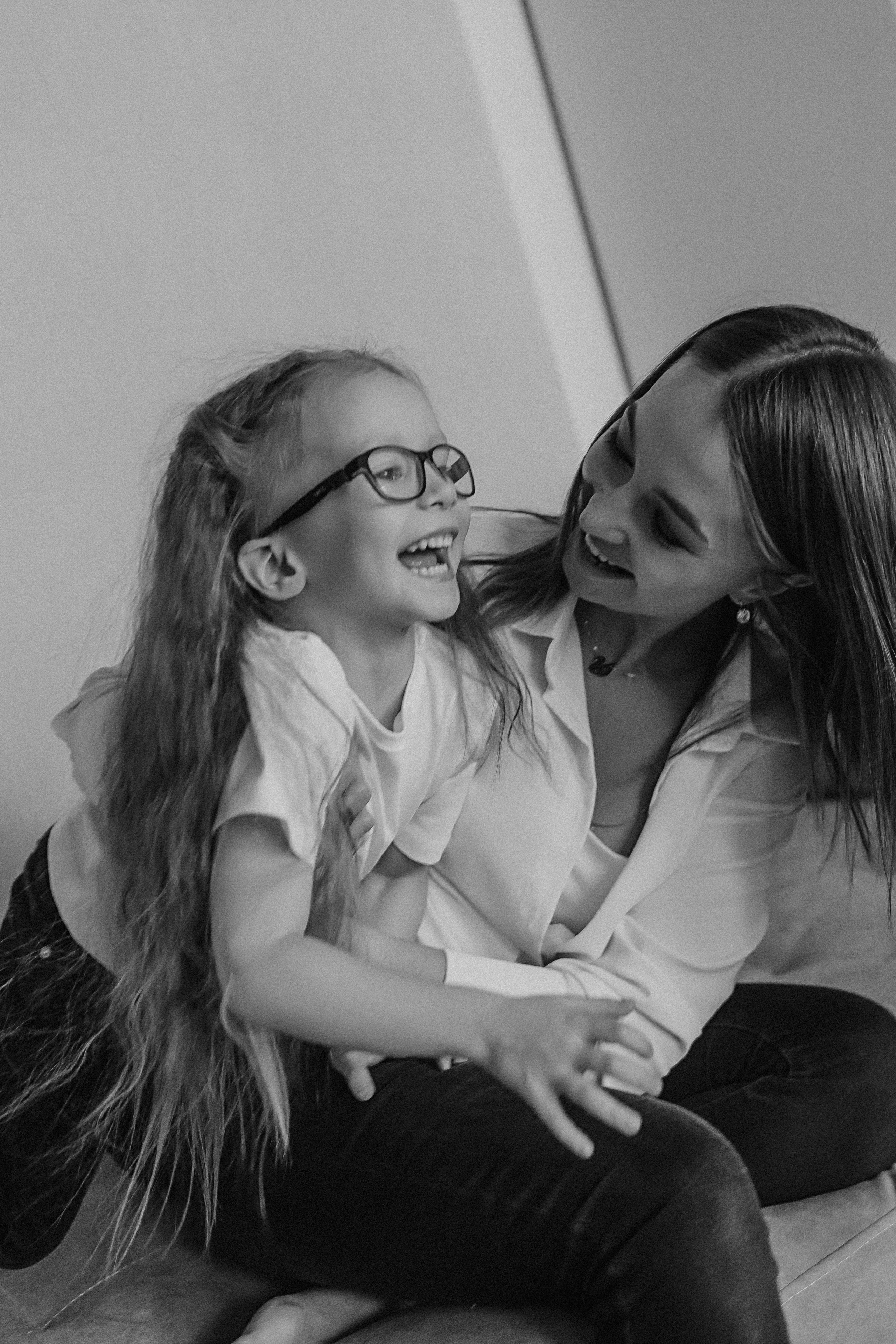 Мама дочка. Семейный фотограф Тюмень, фотограф на роды Салмина Мария