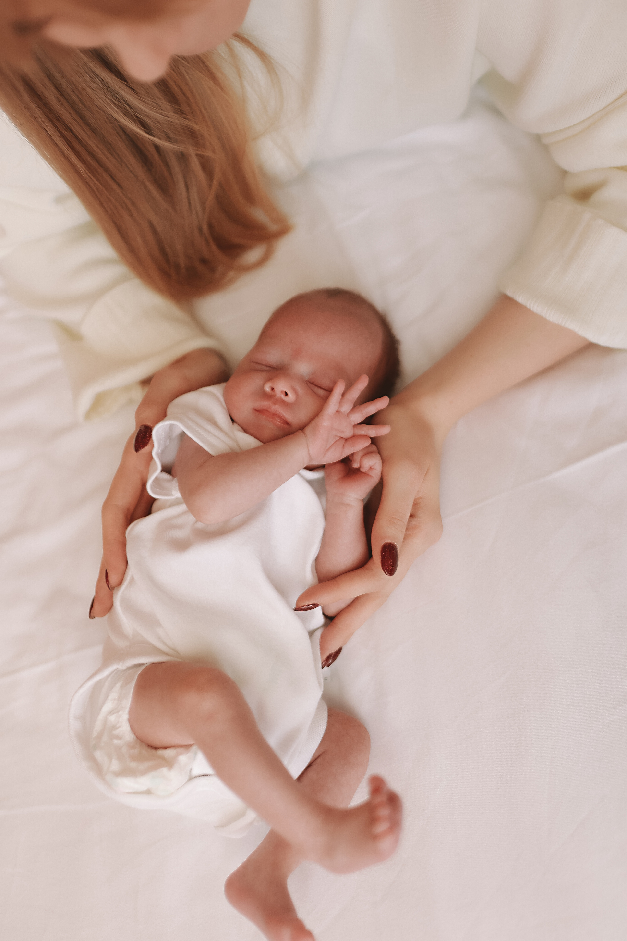 Выписка Мать и Дитя. Семейный фотограф Тюмень, фотограф на роды Салмина Мария