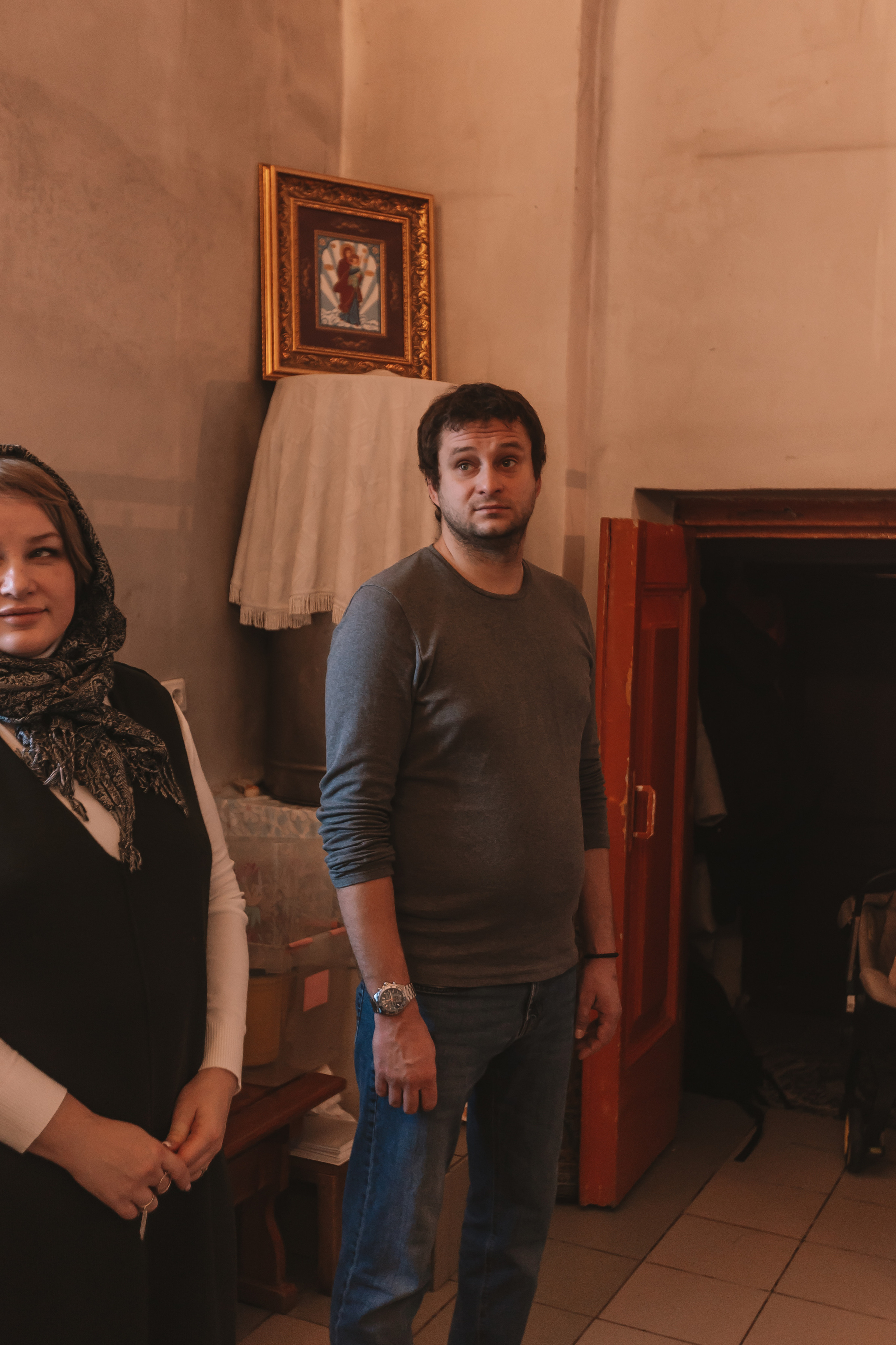 Крещение семакова. Семейный фотограф Тюмень, фотограф на роды Салмина Мария