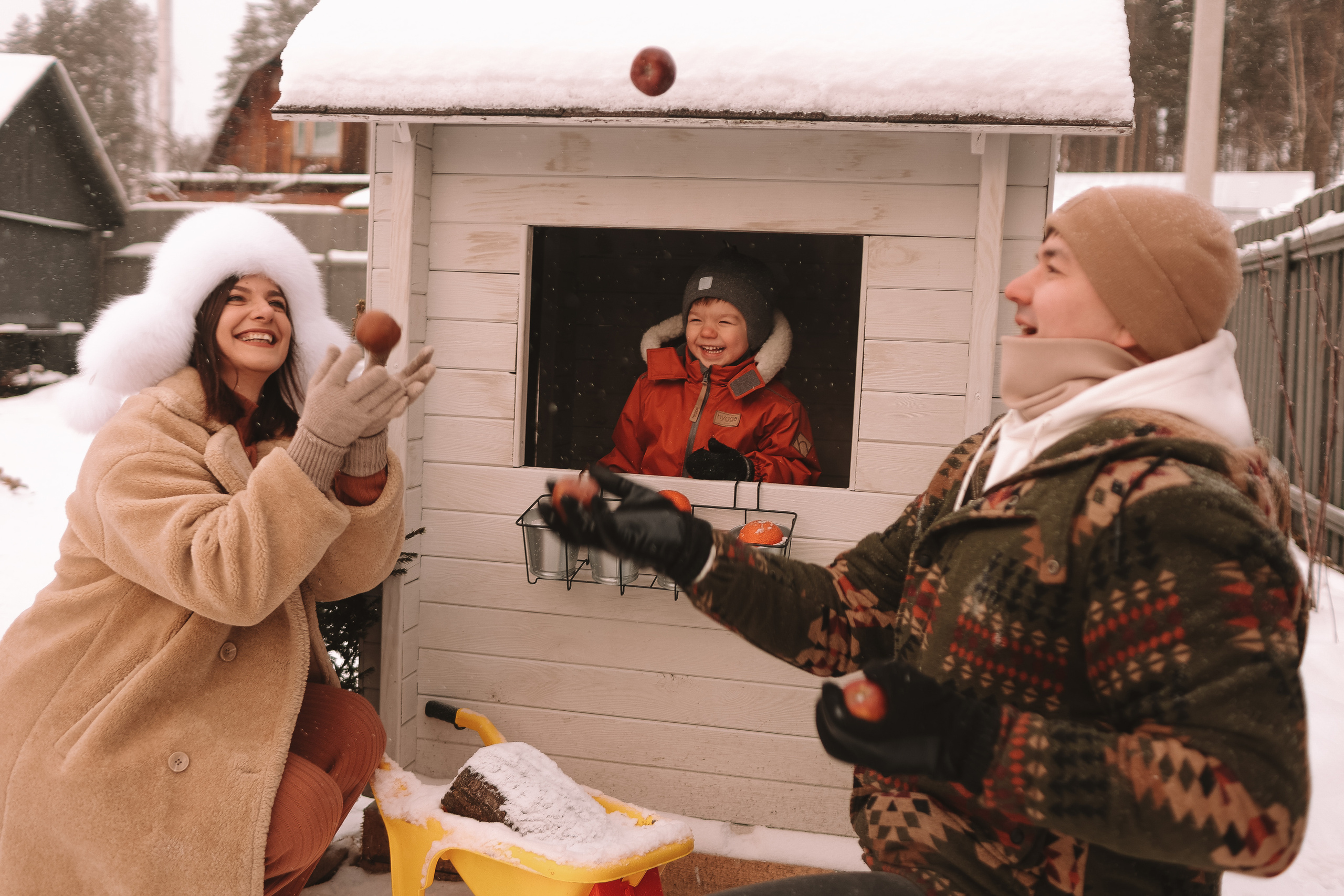 Локация Тишина (семья). Семейный фотограф Тюмень, фотограф на роды Салмина Мария