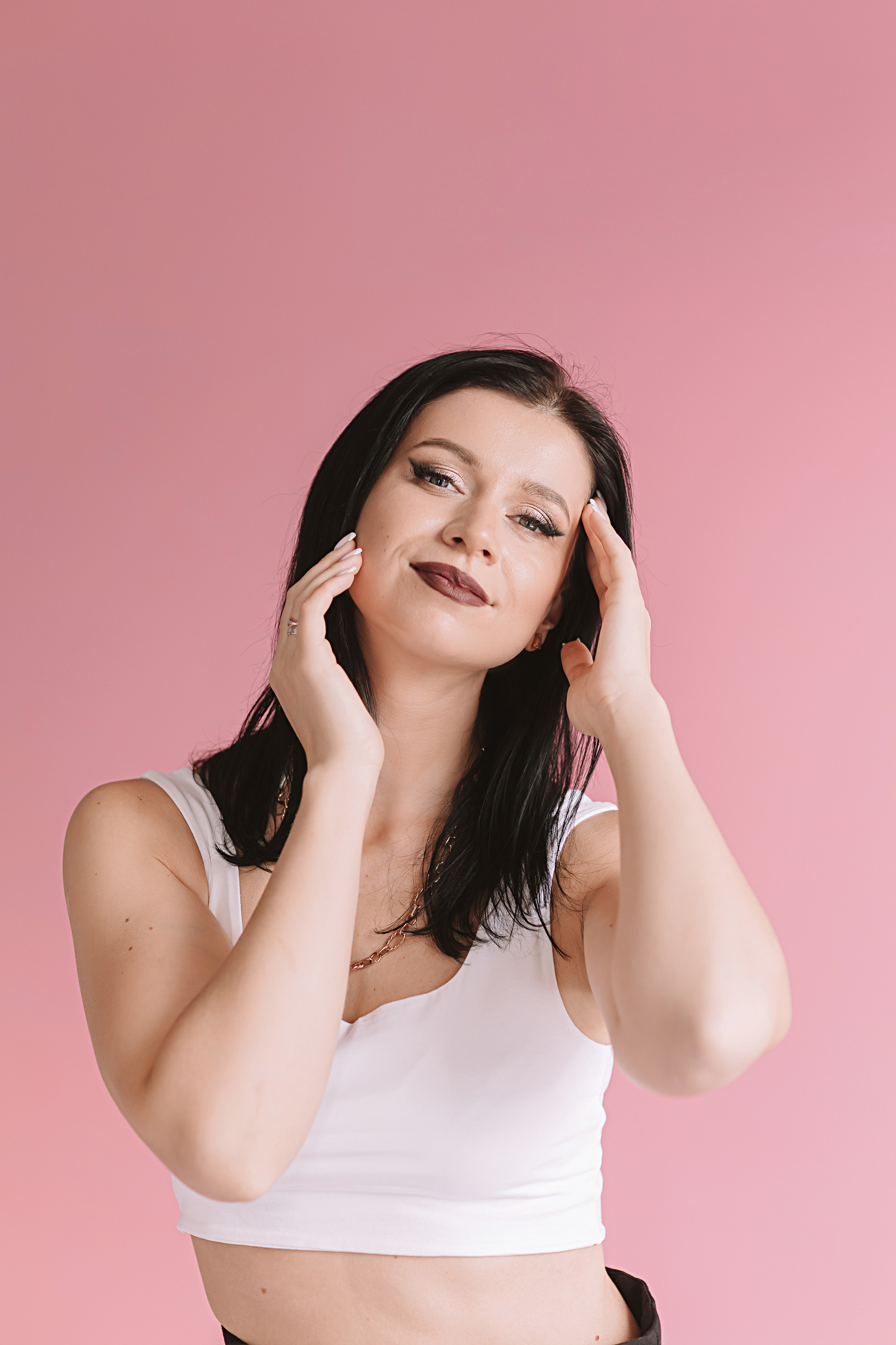 Руководитель студий красоты, студия Белая. Семейный фотограф Тюмень, фотограф на роды Салмина Мария