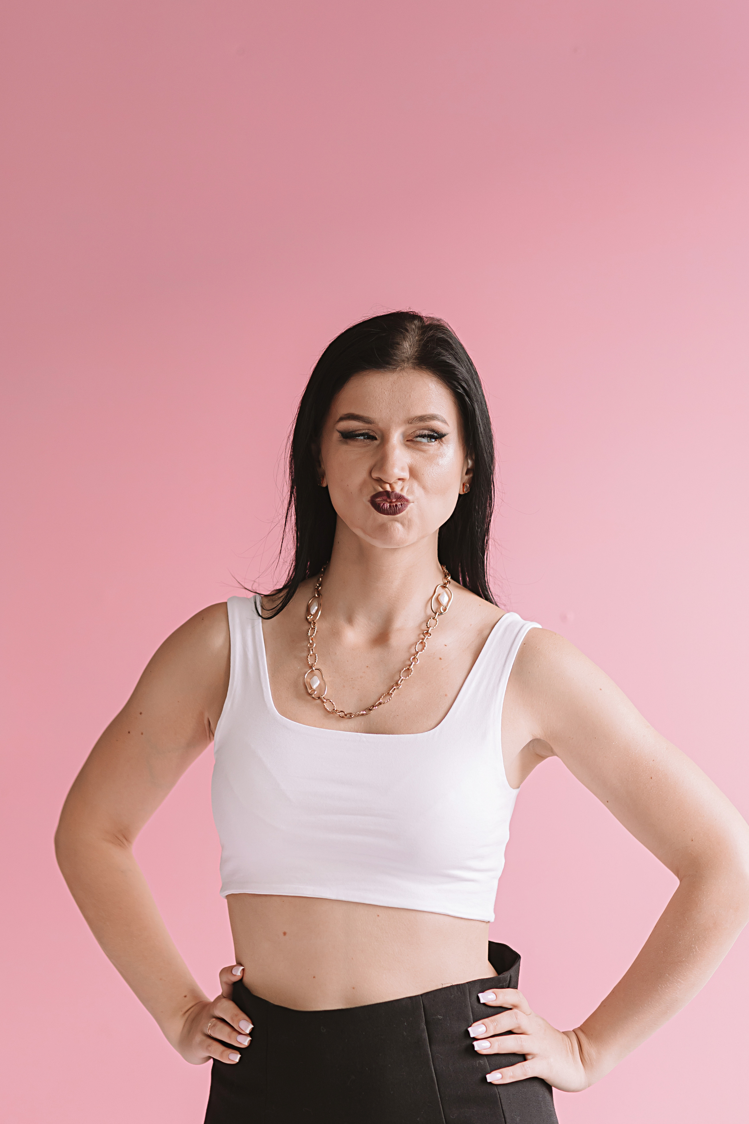 Руководитель студий красоты, студия Белая. Семейный фотограф Тюмень, фотограф на роды Салмина Мария