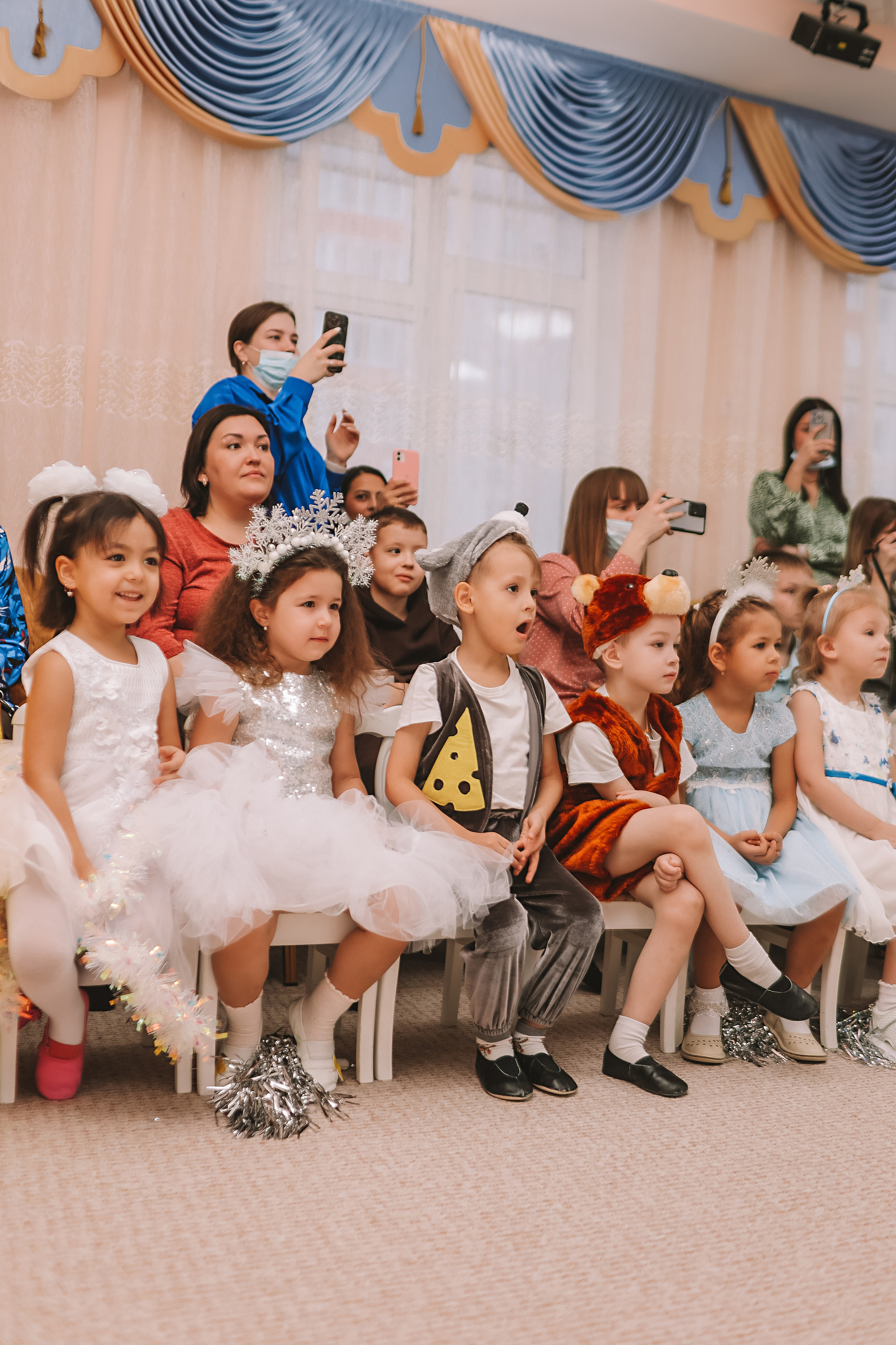 Репортаж новогоднего утренника. Семейный фотограф Тюмень, фотограф на роды Салмина Мария