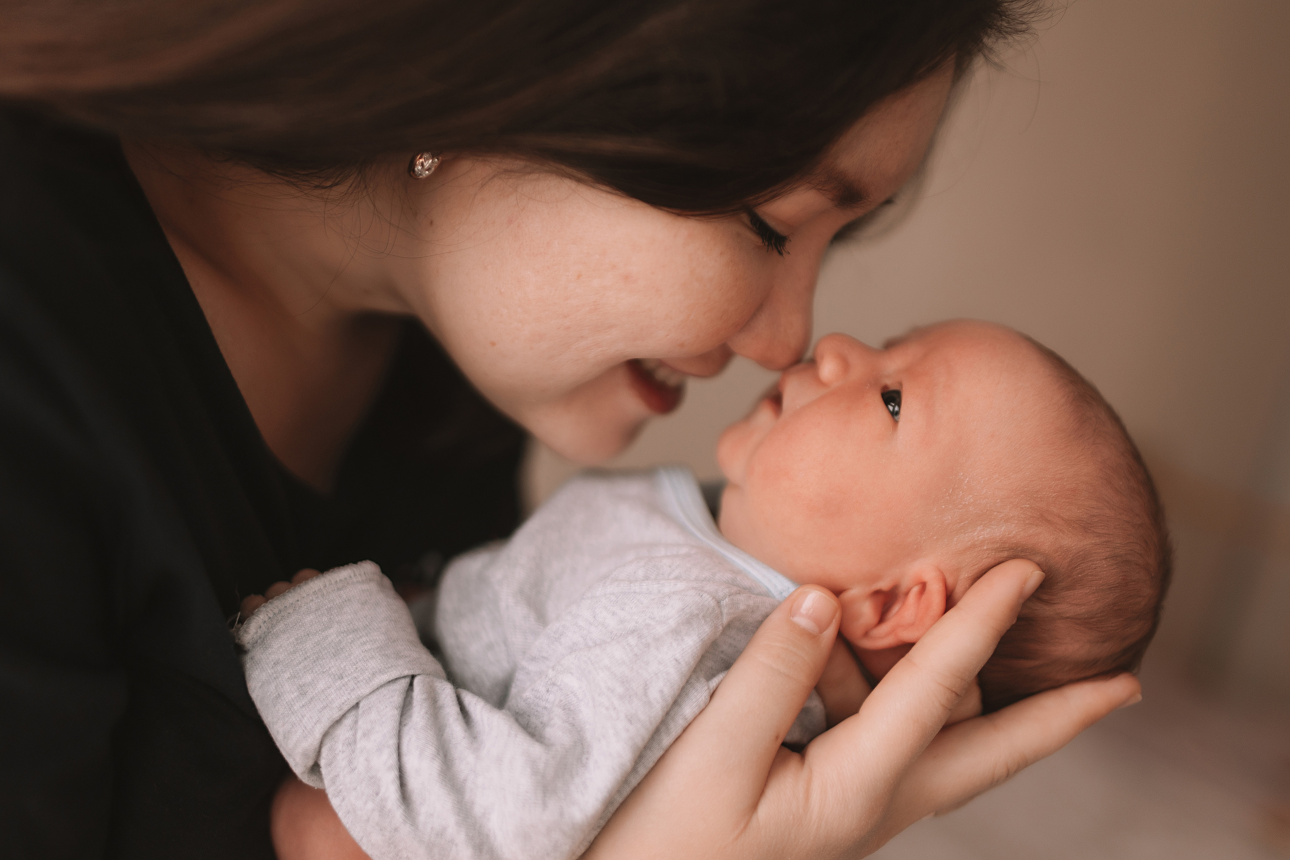 Руслан. Семейный фотограф Тюмень, фотограф на роды Салмина Мария