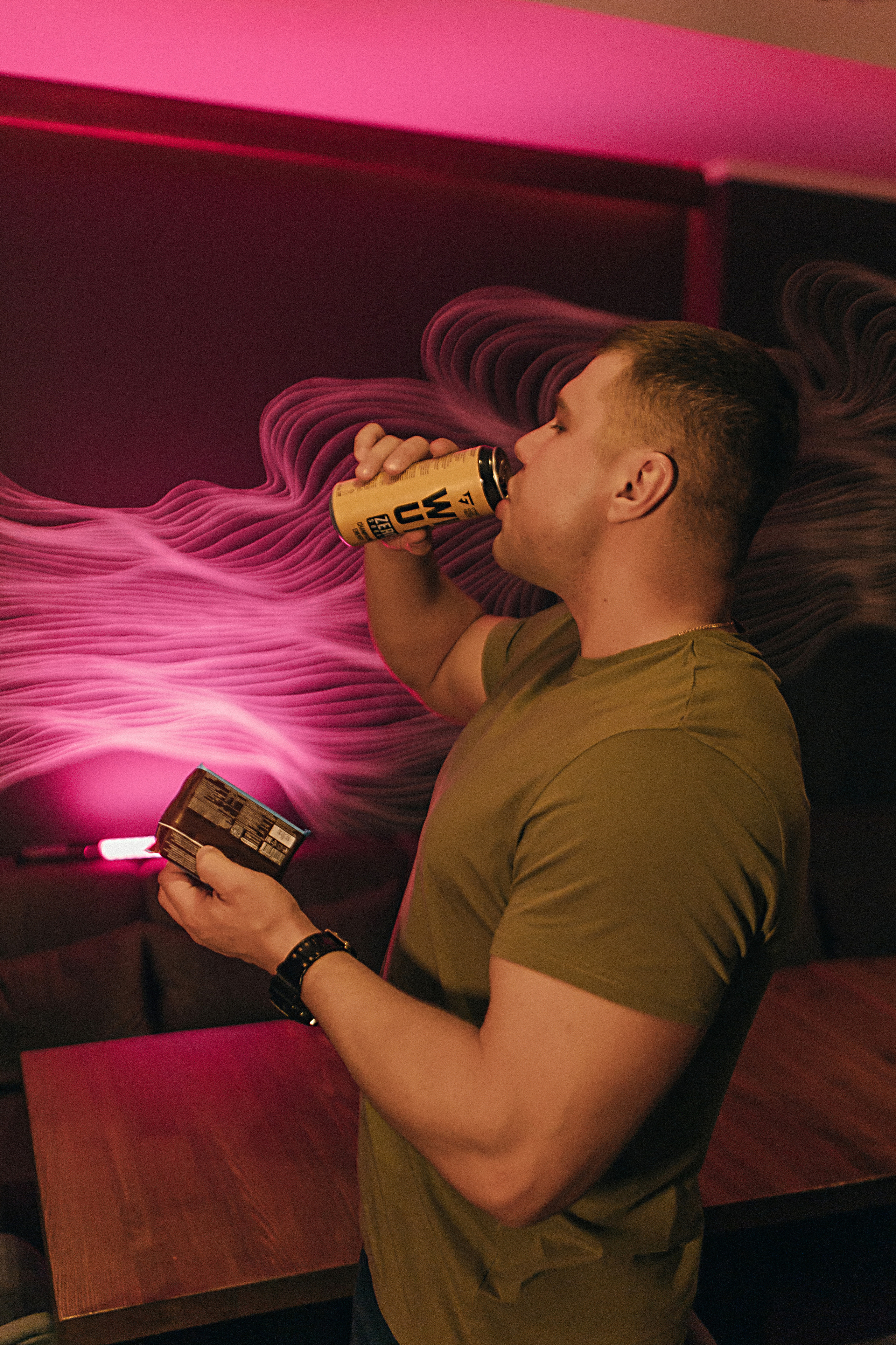 Бар спортивного питания. Семейный фотограф Тюмень, фотограф на роды Салмина Мария