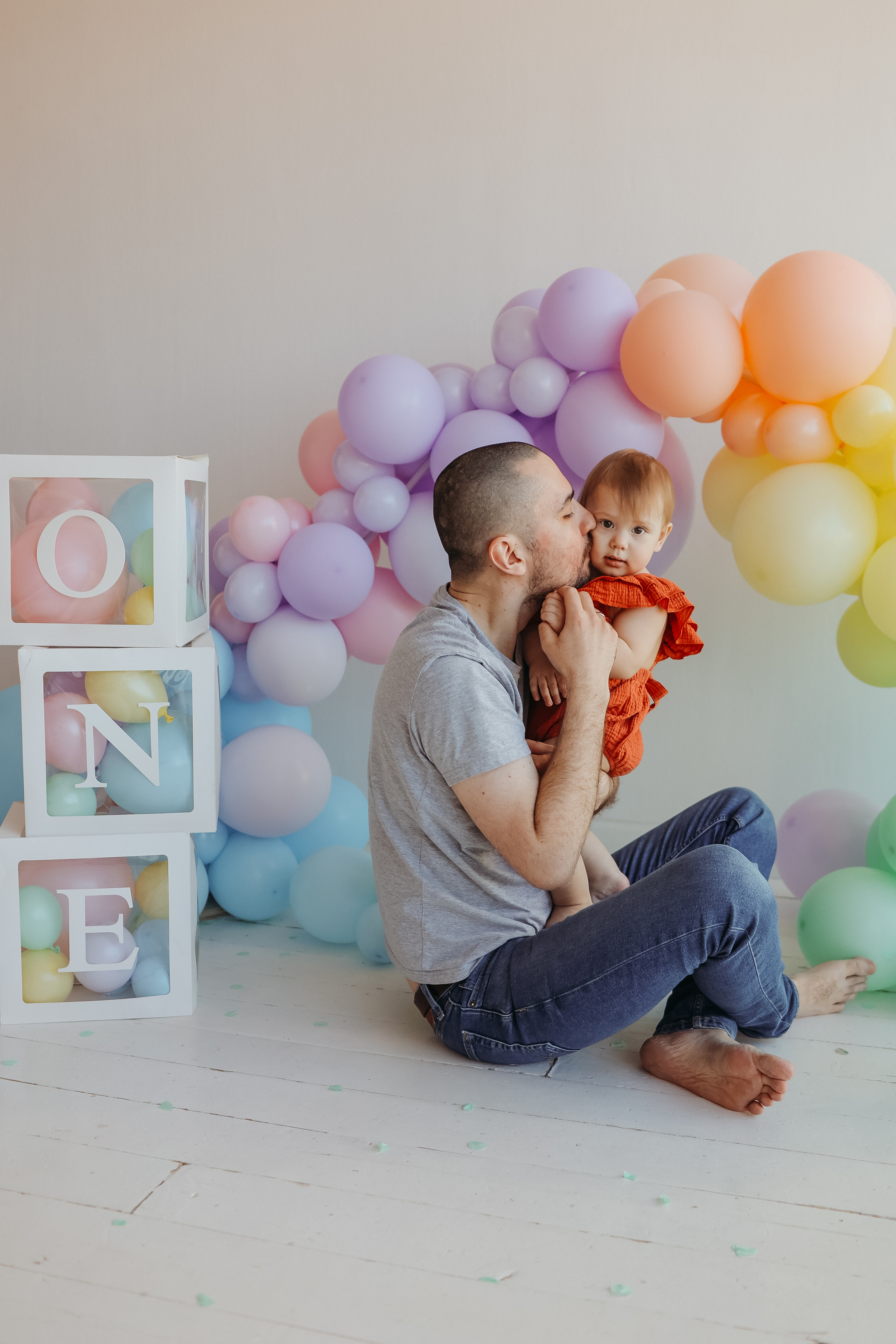 Годик в ВВ студио. Семейный фотограф Тюмень, фотограф на роды Салмина Мария