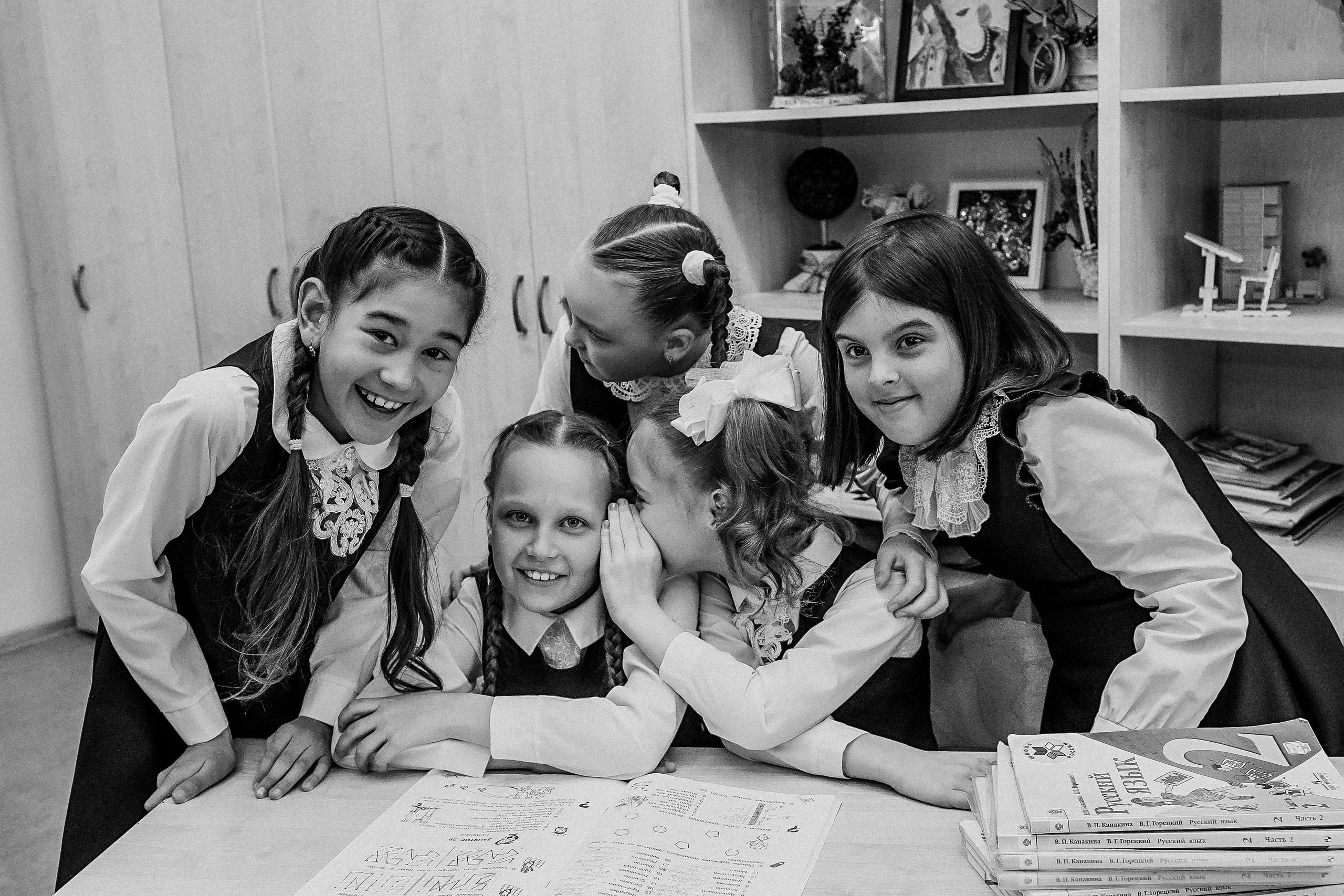 2 класс. Семейный фотограф Тюмень, фотограф на роды Салмина Мария