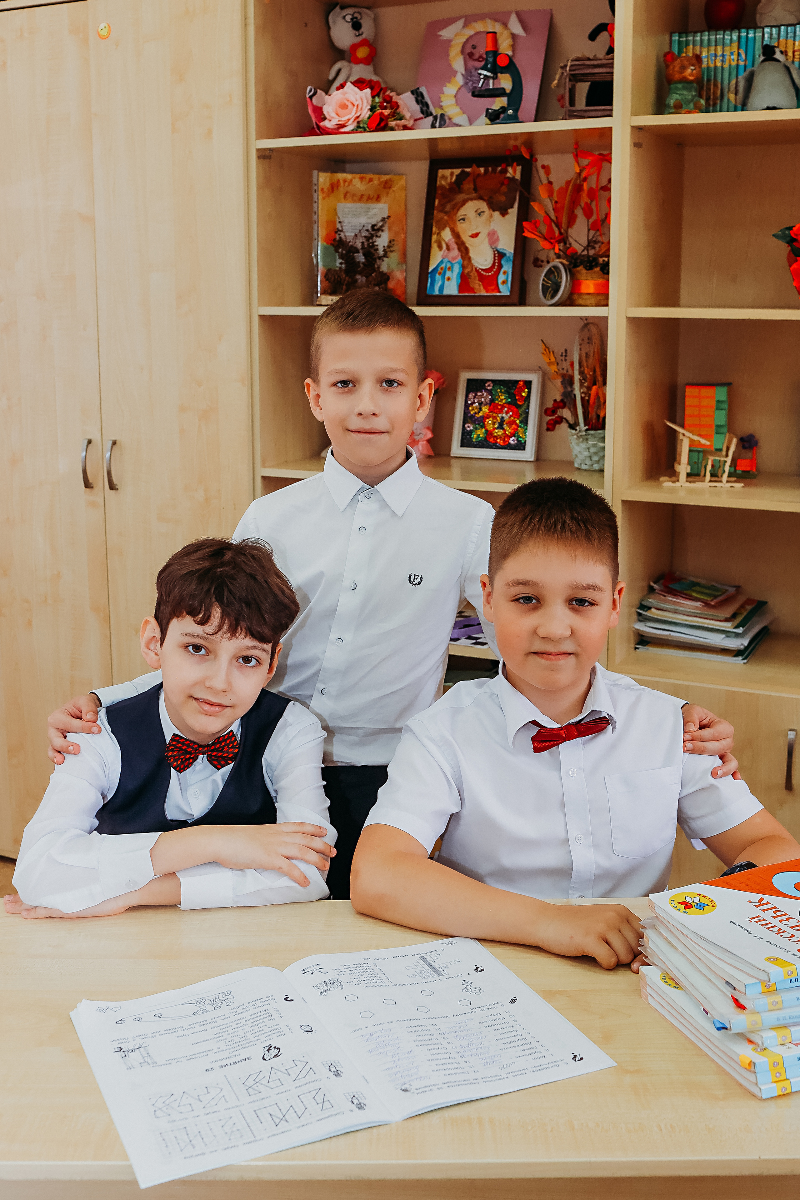 2 класс. Семейный фотограф Тюмень, фотограф на роды Салмина Мария