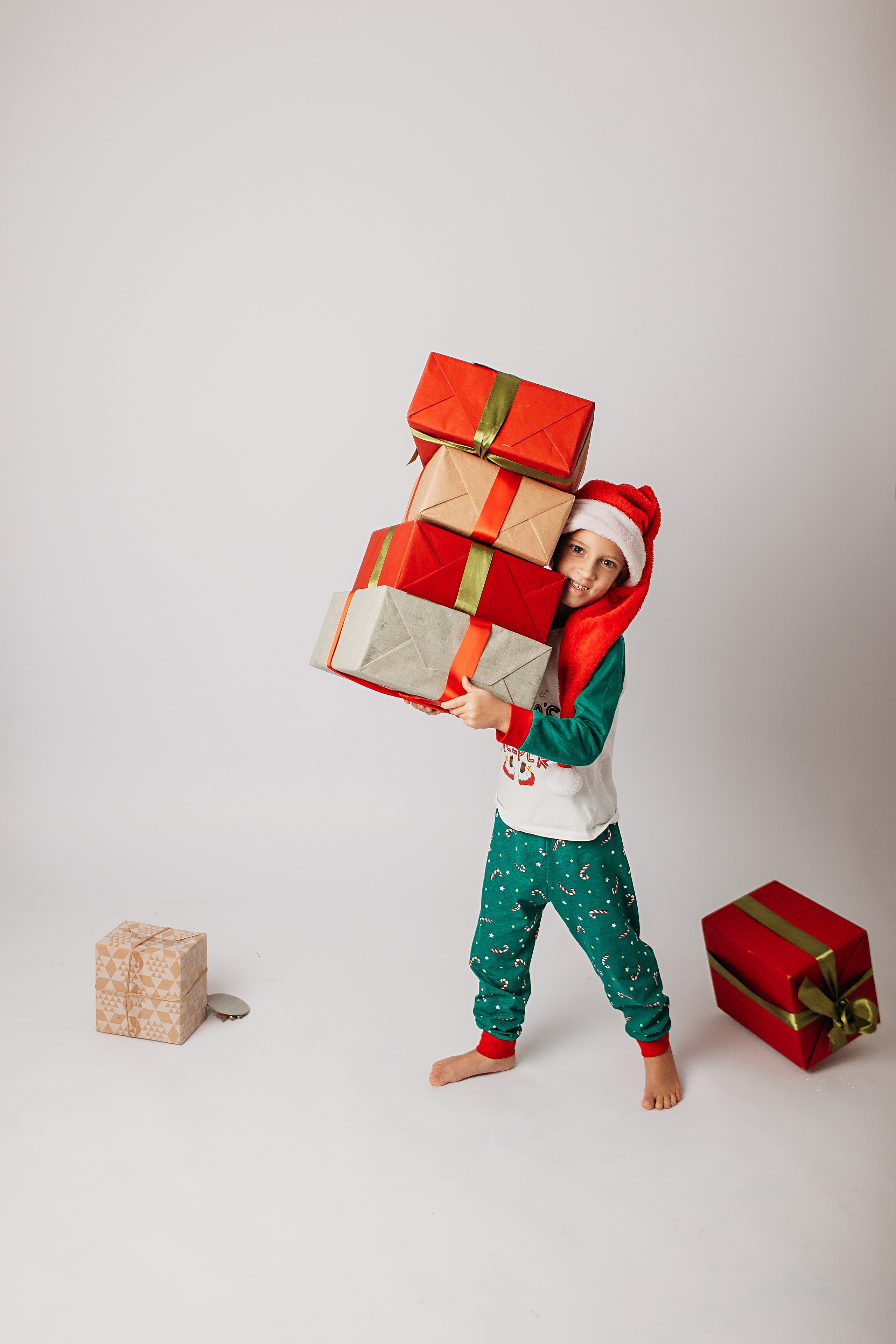 Минимализм 2022-2023. Семейный фотограф Тюмень, фотограф на роды Салмина Мария