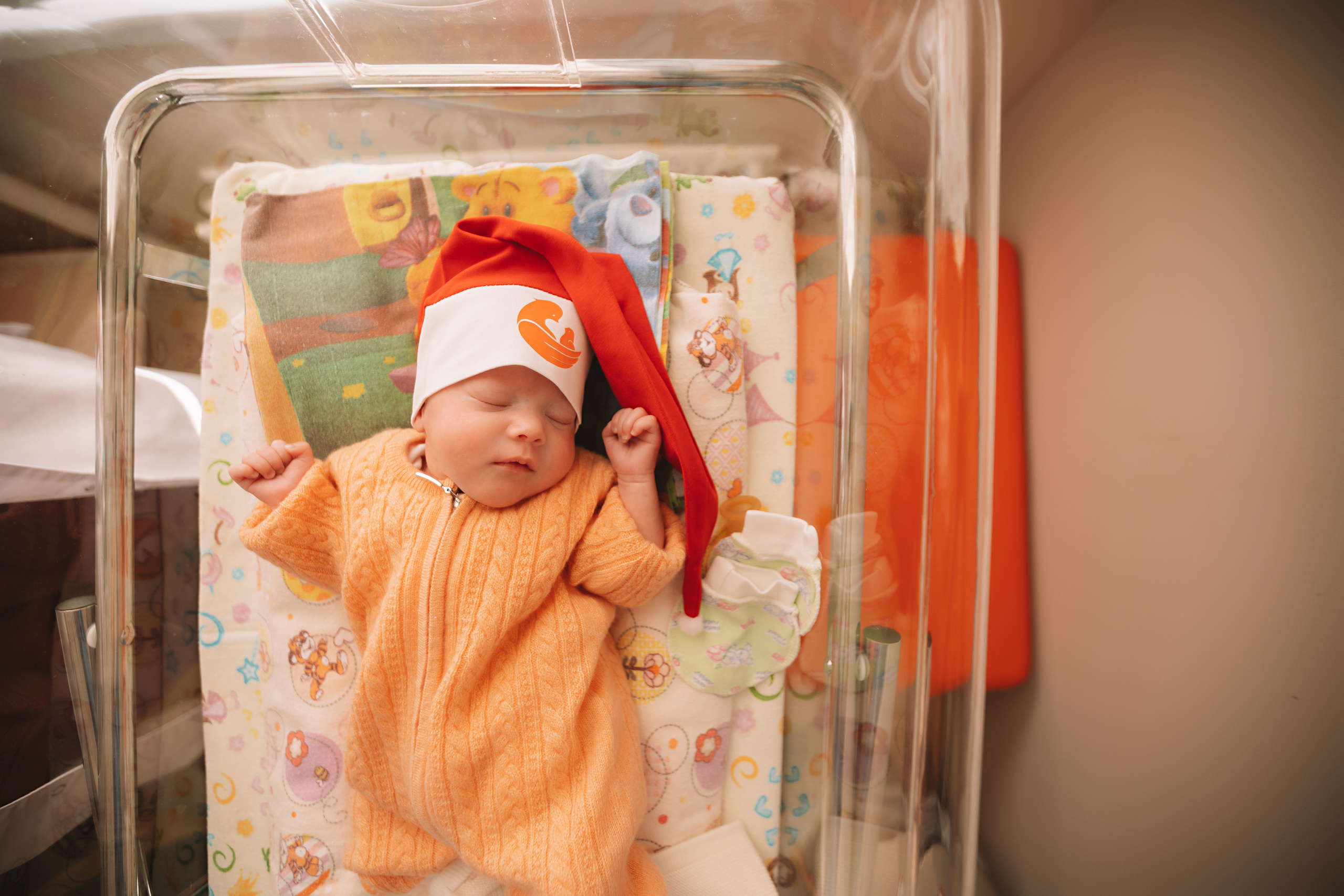 Выписка Мать и Дитя. Семейный фотограф Тюмень, фотограф на роды Салмина Мария