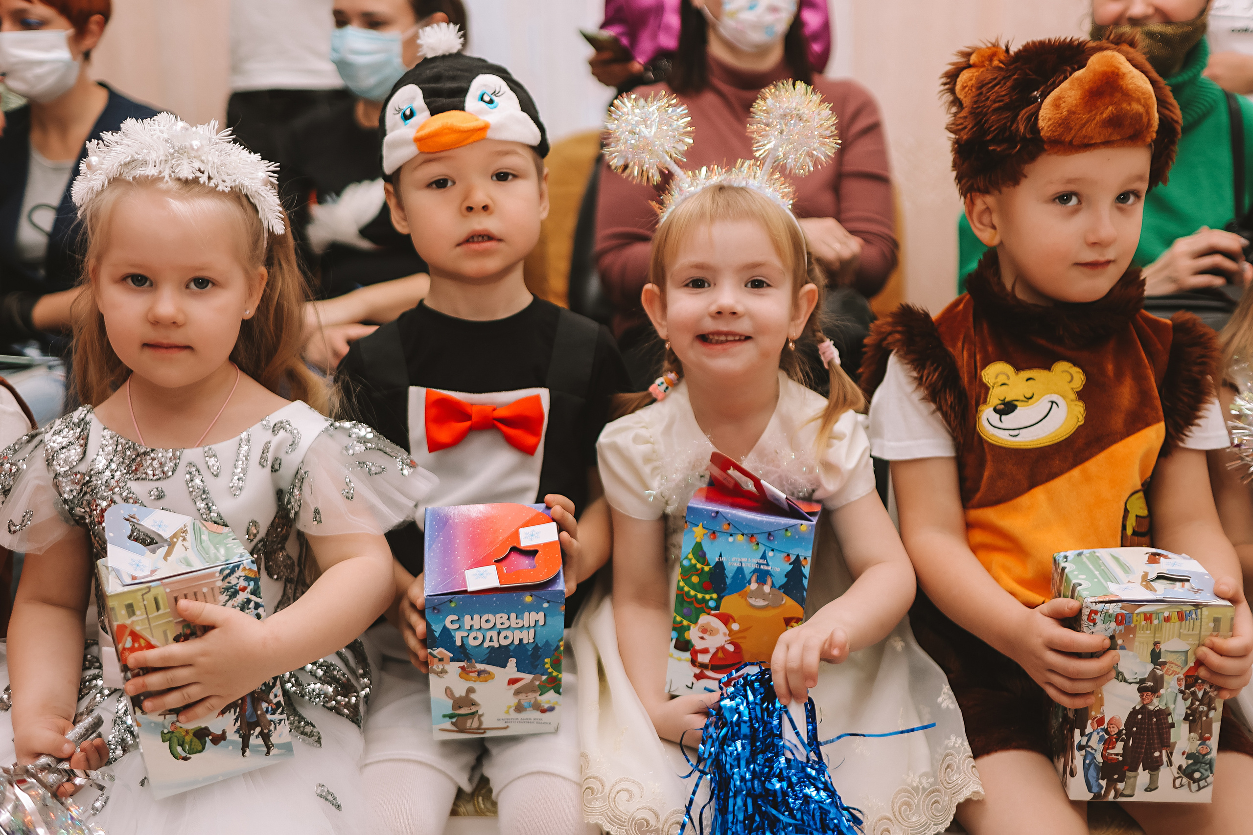 Репортаж новогоднего утренника. Семейный фотограф Тюмень, фотограф на роды Салмина Мария