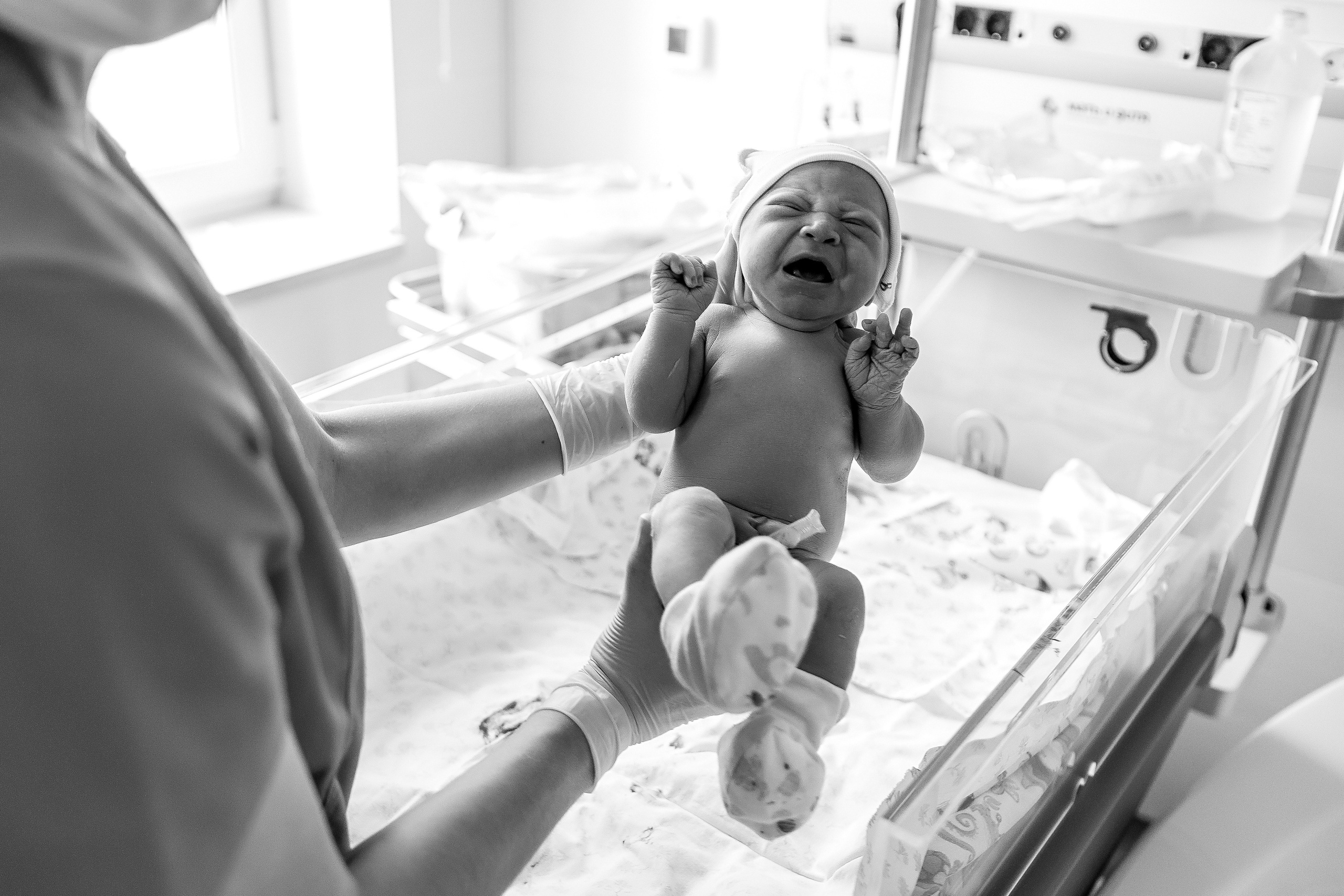 Мать и Дитя. Семейный фотограф Тюмень, фотограф на роды Салмина Мария