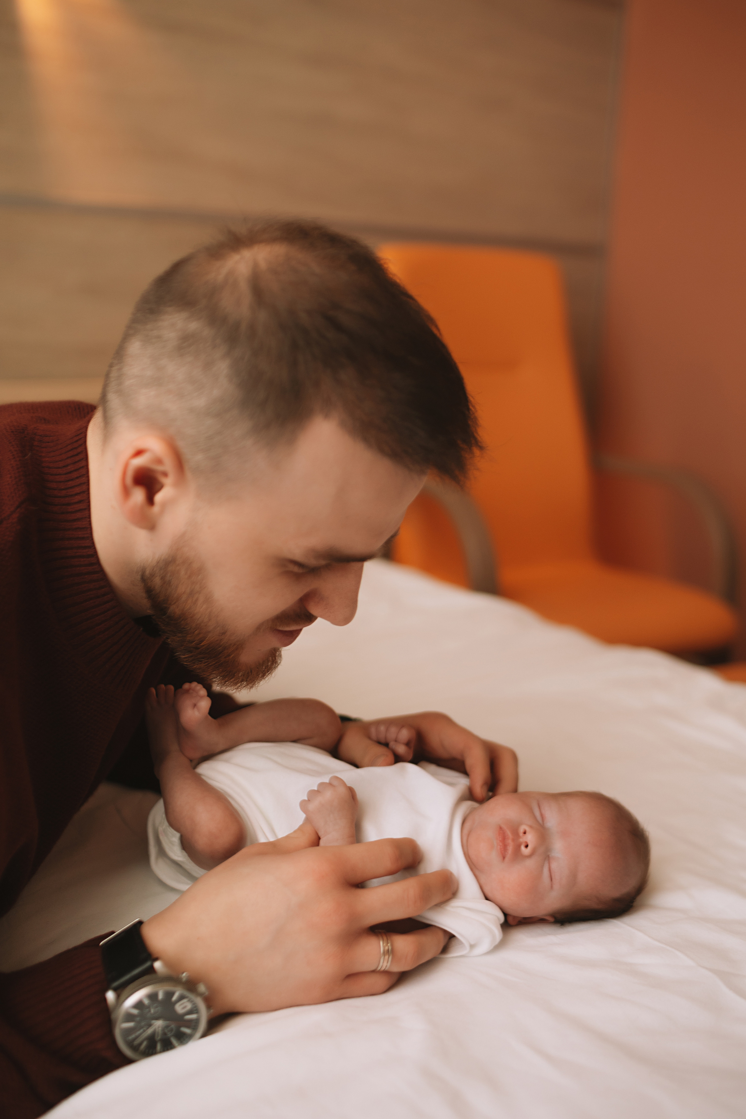 Выписка Мать и Дитя. Семейный фотограф Тюмень, фотограф на роды Салмина Мария