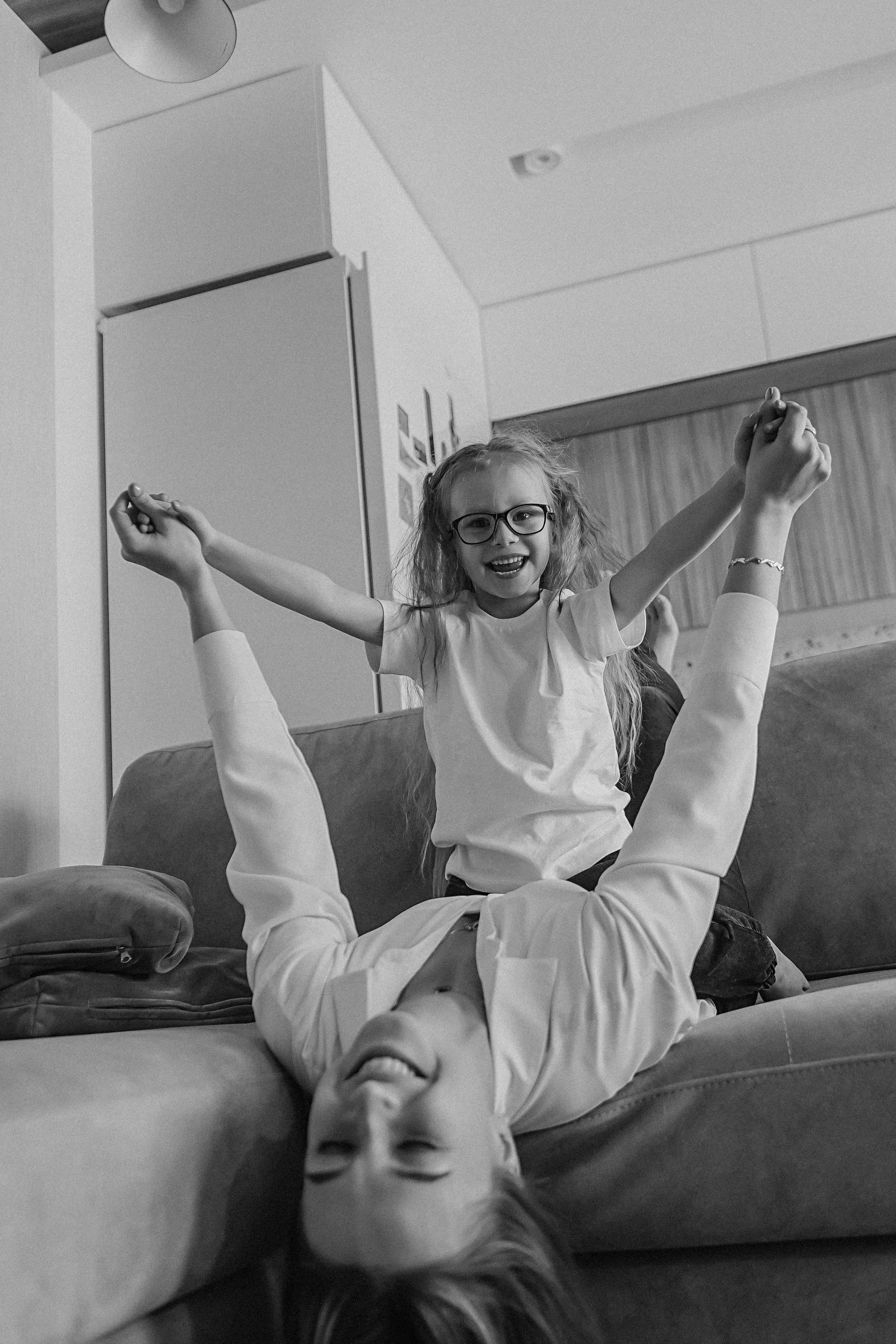 Мама дочка. Семейный фотограф Тюмень, фотограф на роды Салмина Мария